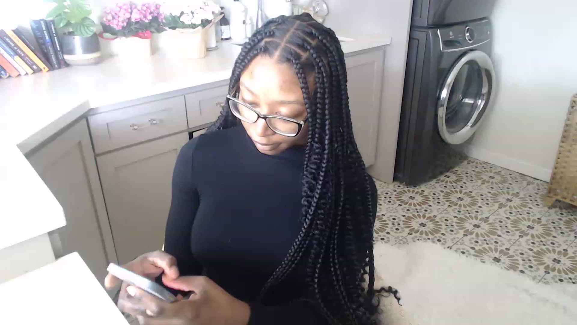 Gallery image thumbnail from SlipperyP_'s myfreecams stream on, 04/18/2023, 21:25 image 4 of 20