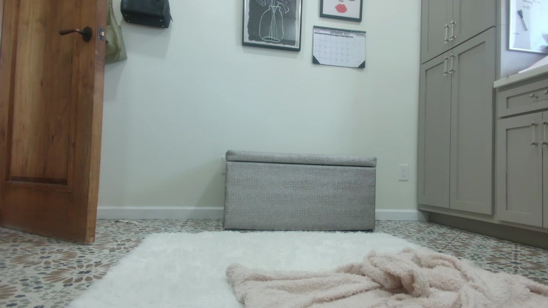 Gallery image thumbnail from SlipperyP_'s myfreecams stream on, 12/13/2023, 19:08 image 13 of 20