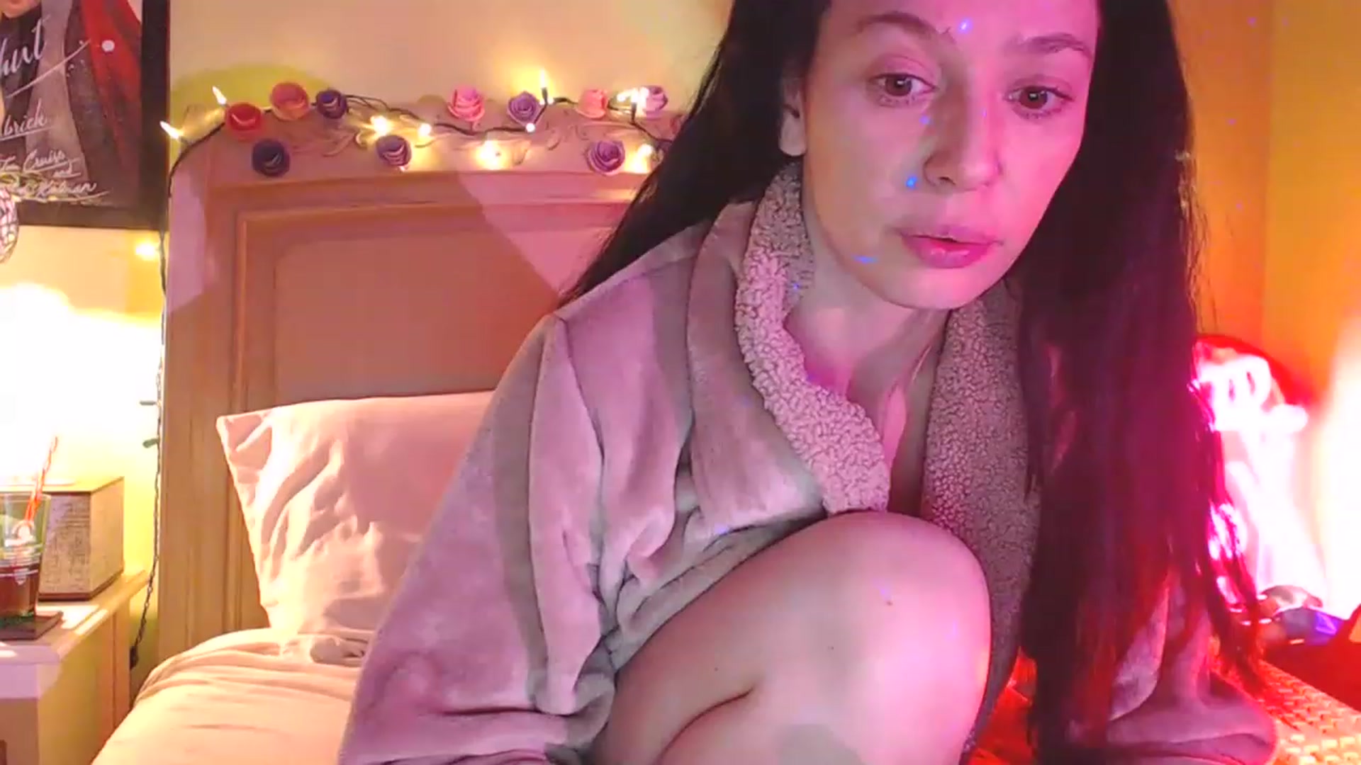Gallery image thumbnail from SlottyBarista's myfreecams stream on, 12/07/2022, 09:38 image 4 of 20
