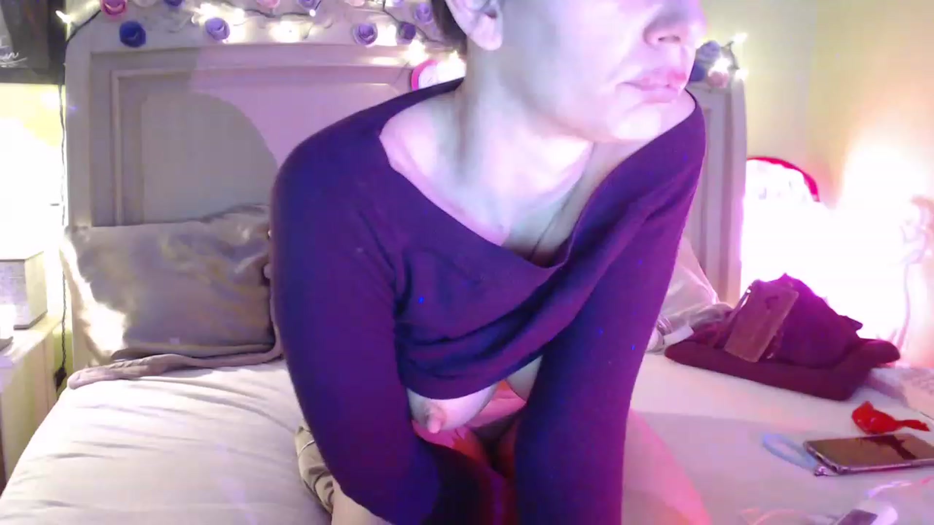 Gallery image thumbnail from SlottyBarista's myfreecams stream on, 12/27/2022, 09:05 image 12 of 20