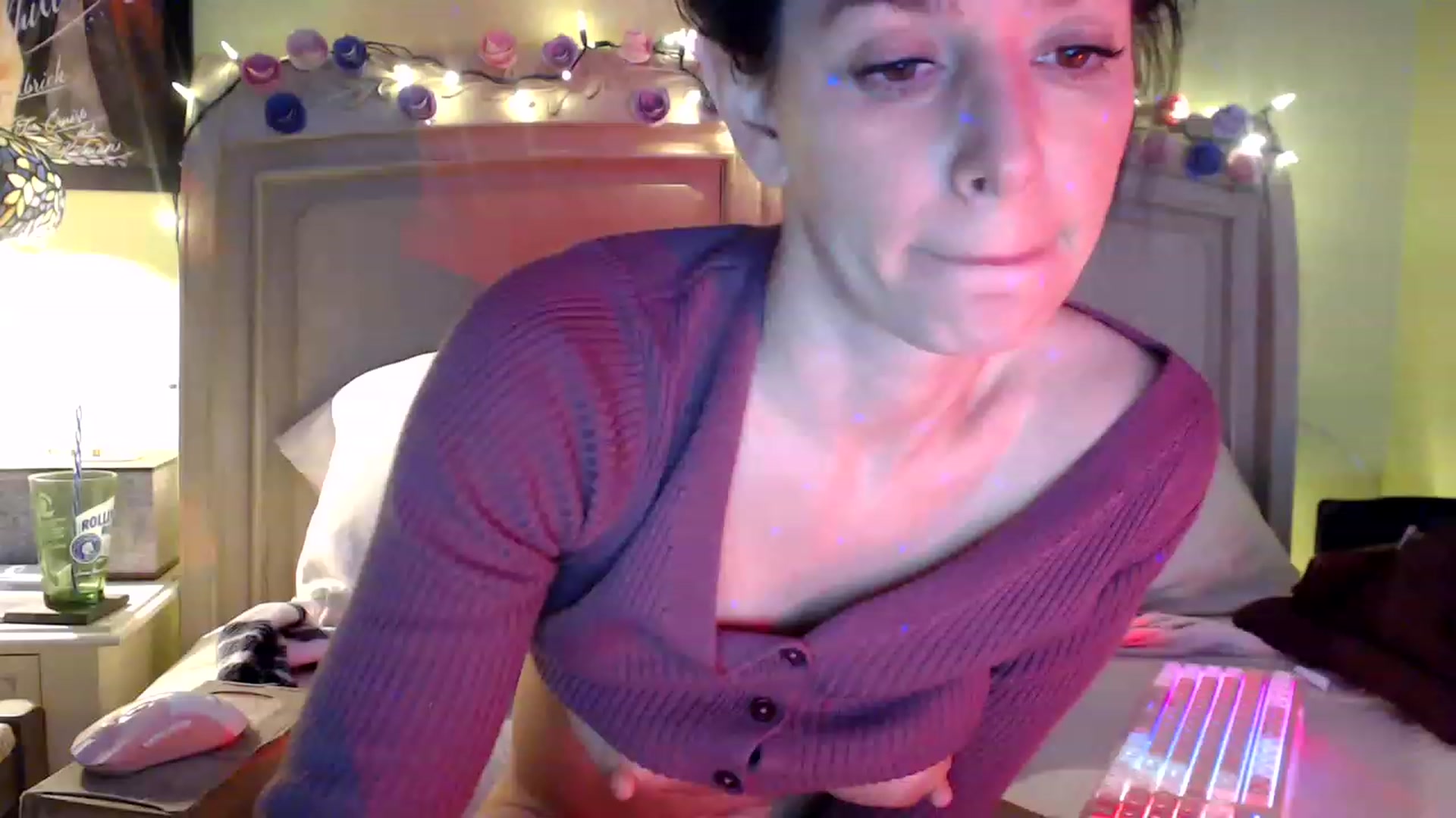 Gallery image thumbnail from SlottyBarista's myfreecams stream on, 01/09/2023, 08:55 image 3 of 20