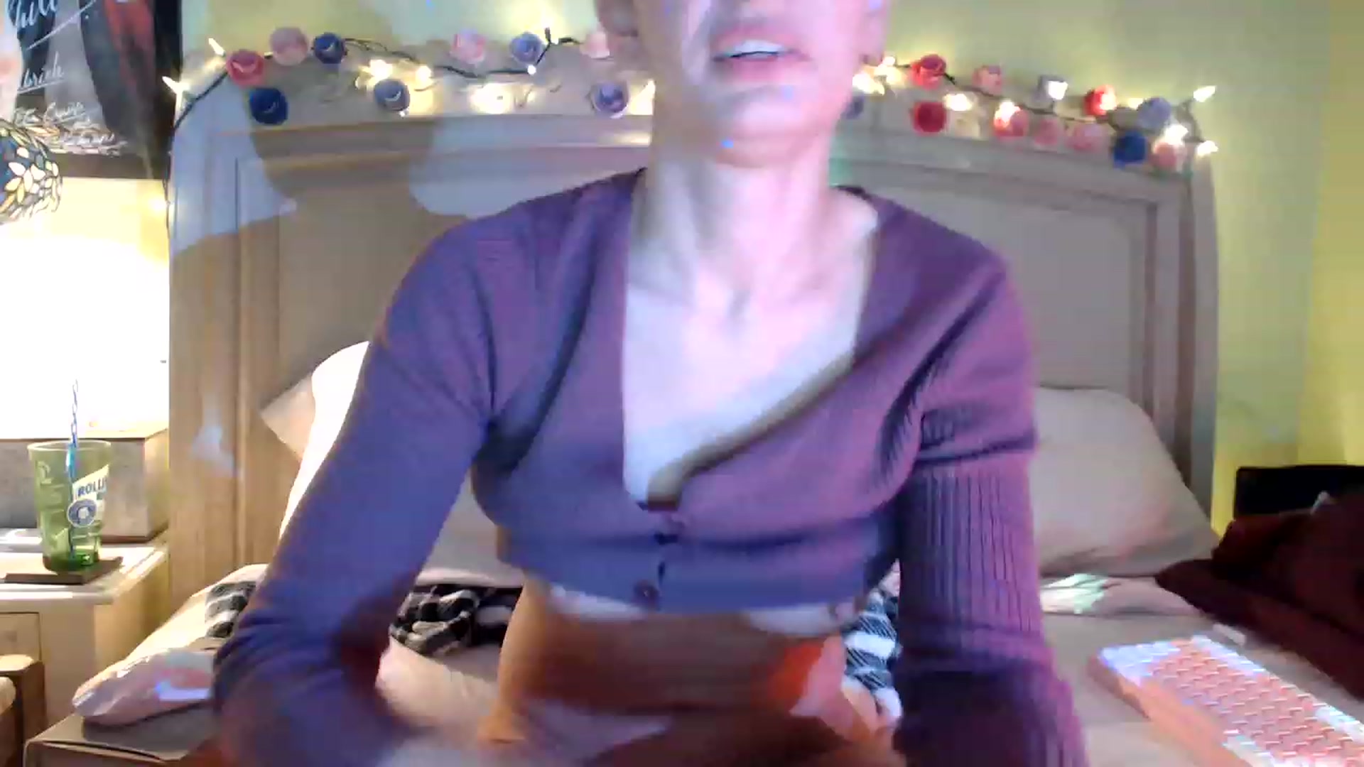 Gallery image thumbnail from SlottyBarista's myfreecams stream on, 01/09/2023, 08:55 image 5 of 20