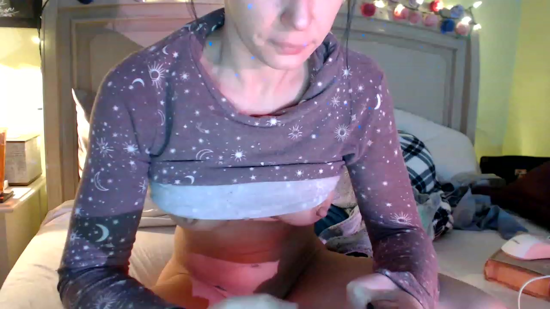 Gallery image thumbnail from SlottyBarista's myfreecams stream on, 01/29/2023, 10:41 image 16 of 20