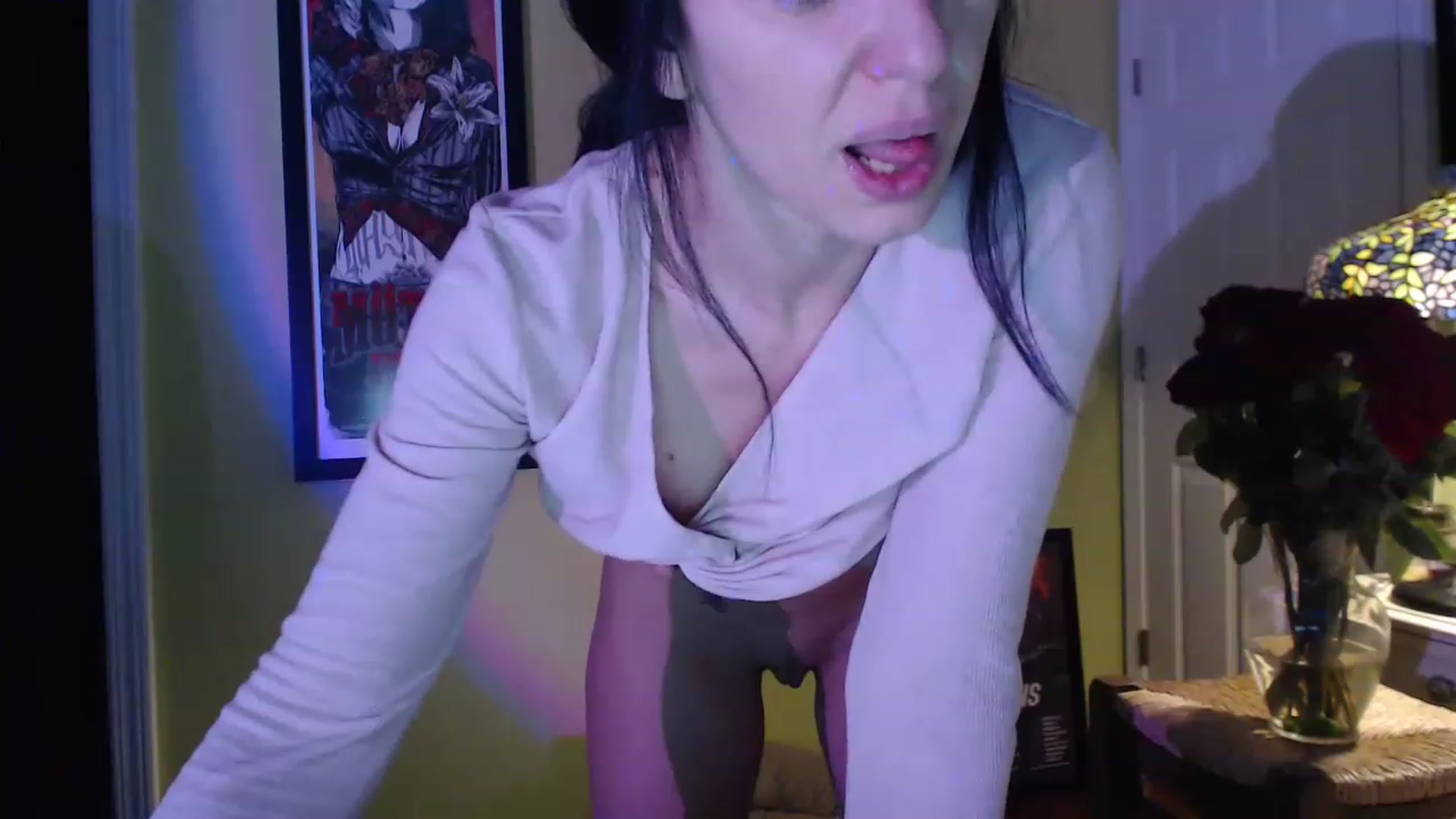 Gallery image thumbnail from SlottyBarista's myfreecams stream on, 02/27/2023, 09:27 image 6 of 20