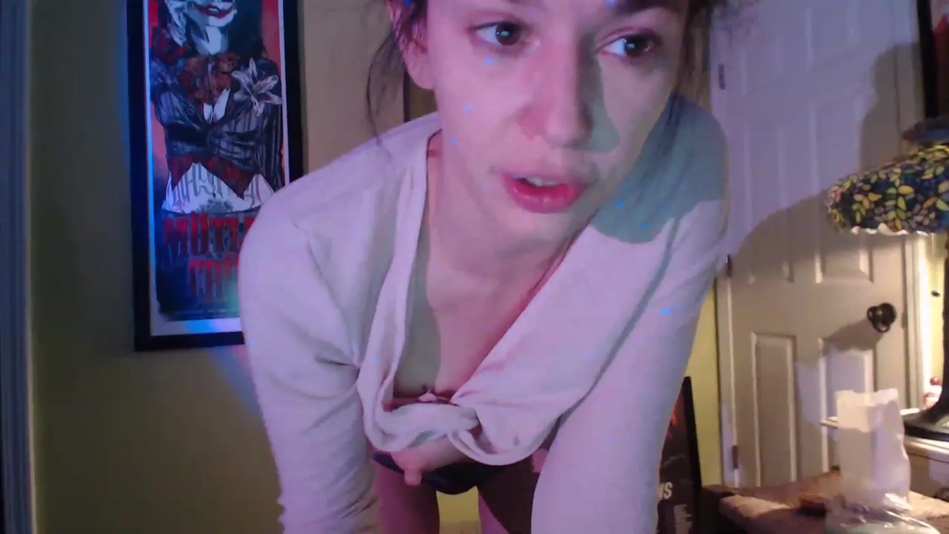 Gallery image thumbnail from SlottyBarista's myfreecams stream on, 03/28/2023, 08:02 image 13 of 20