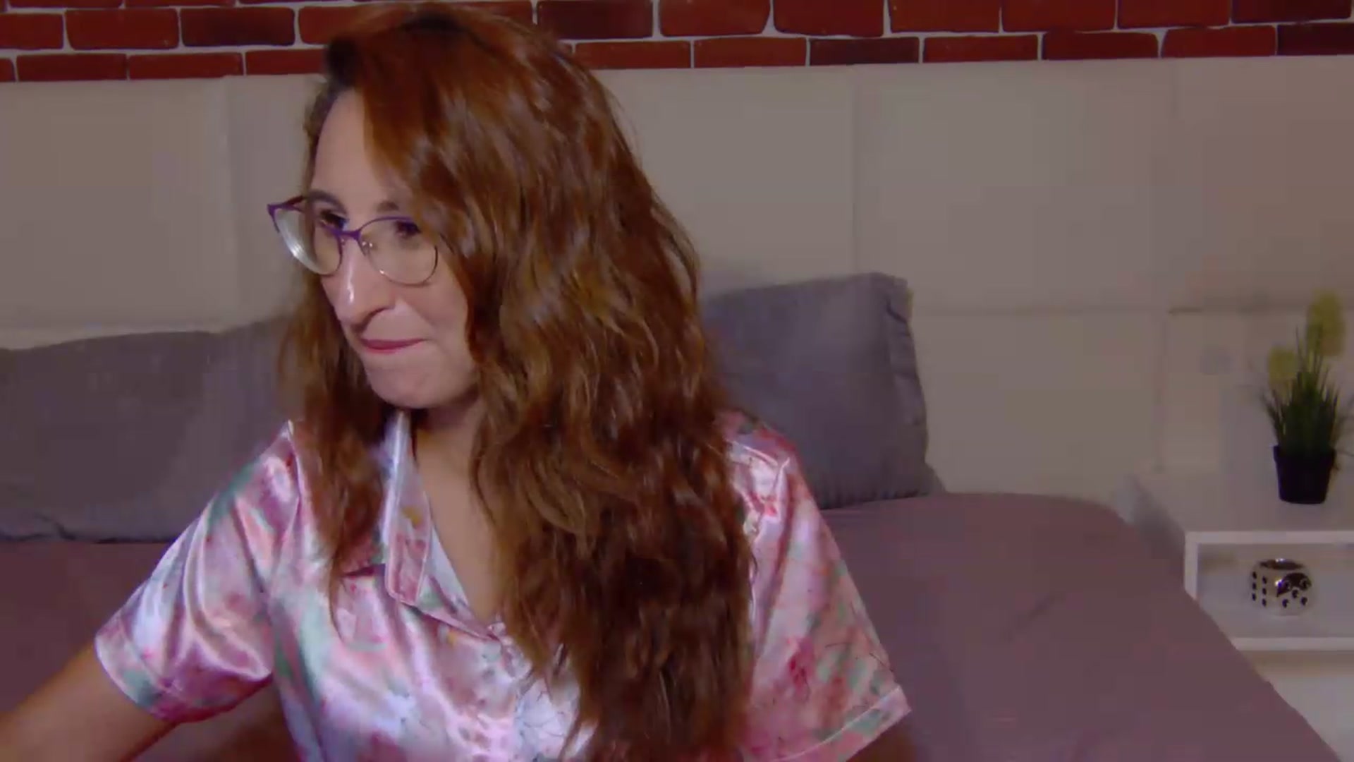 Gallery image thumbnail from SlowBlues's myfreecams stream on, 07/05/2026, 16:23 image 19 of 20