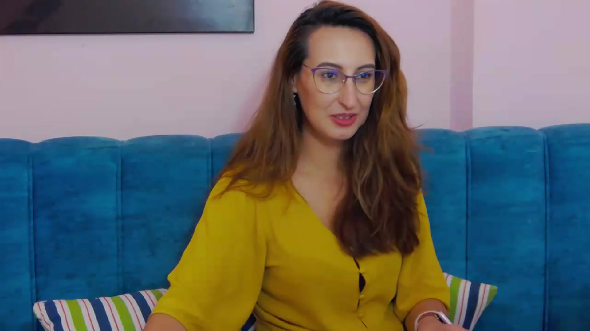 Gallery image thumbnail from SlowBlues's myfreecams stream on, 07/08/2026, 19:10 image 18 of 20