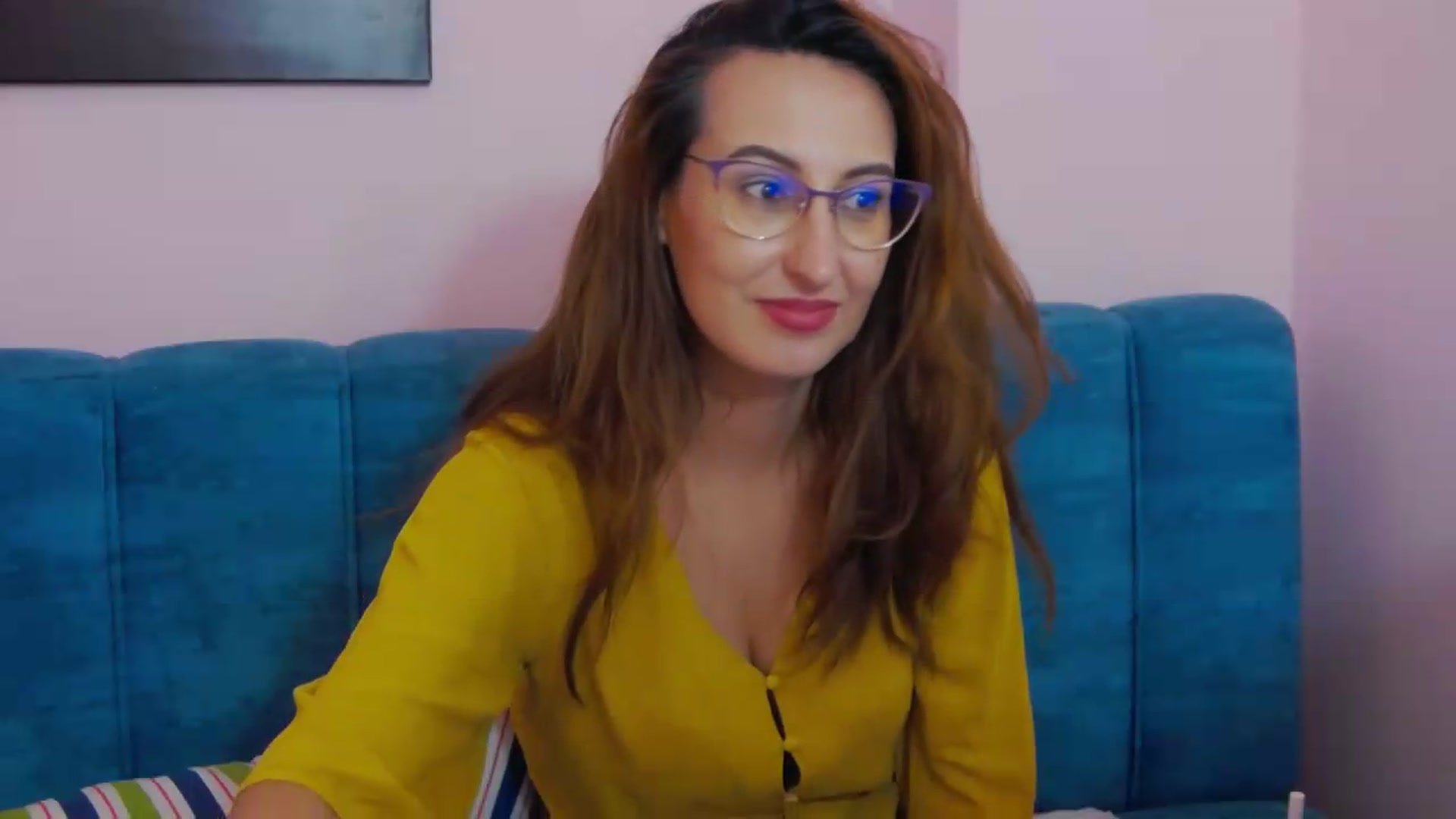 Gallery image thumbnail from SlowBlues's myfreecams stream on, 07/08/2026, 19:10 image 4 of 20