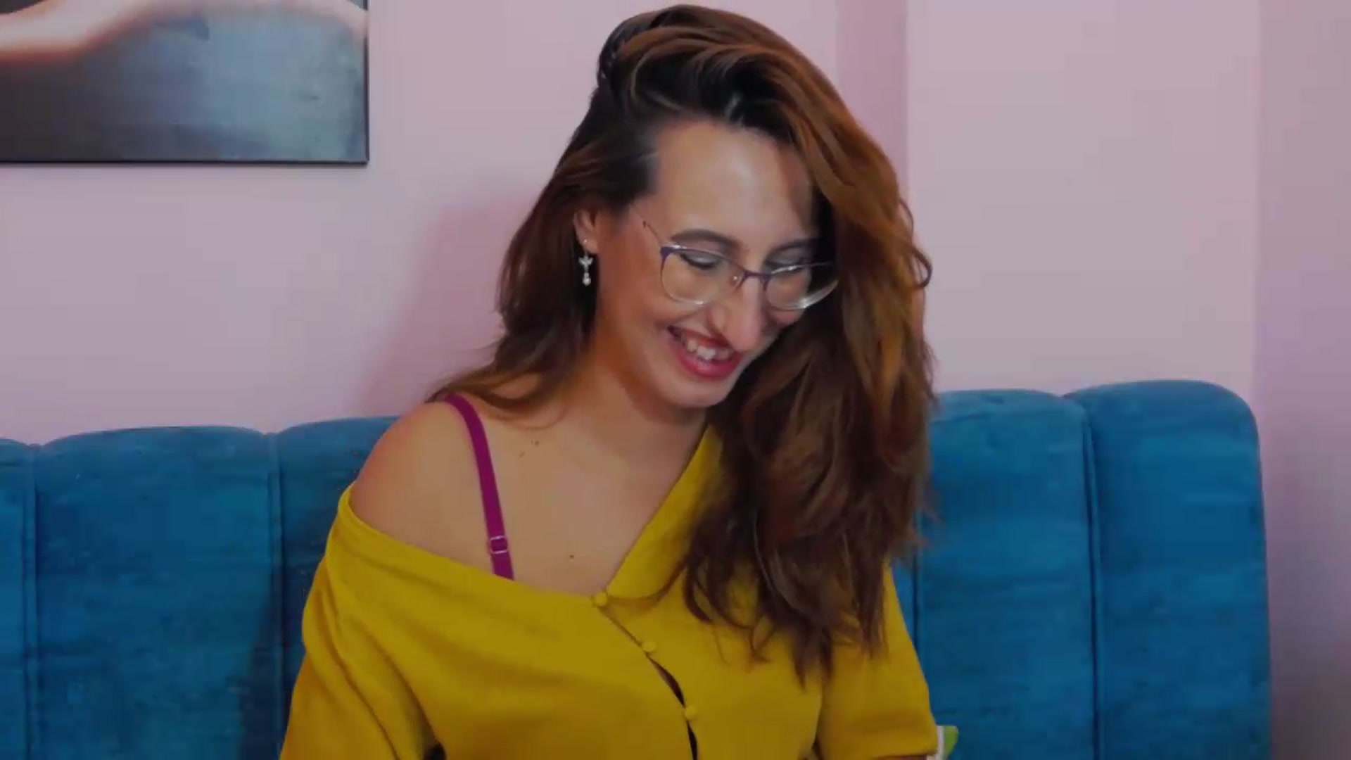 Gallery image thumbnail from SlowBlues's myfreecams stream on, 07/08/2026, 19:10 image 7 of 20