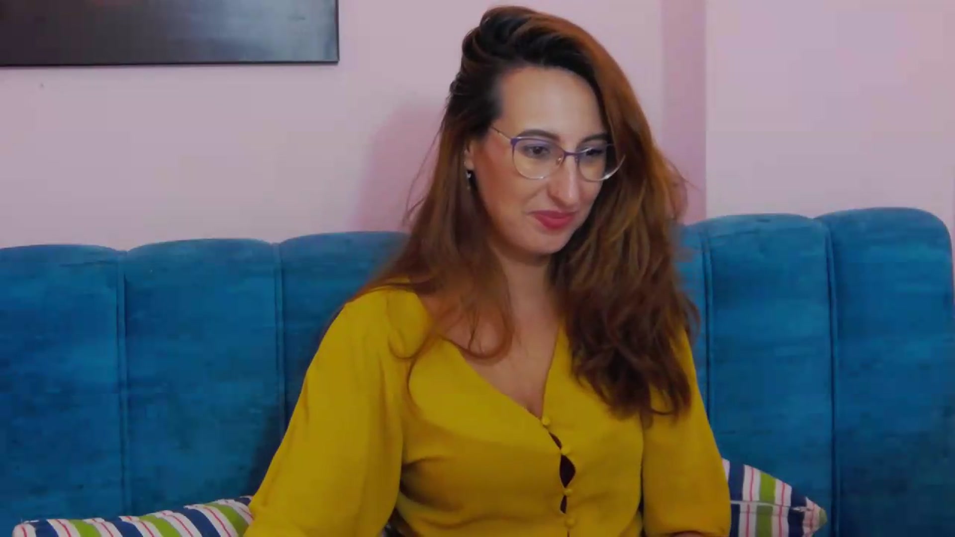 Gallery image thumbnail from SlowBlues's myfreecams stream on, 07/08/2026, 19:10 image 16 of 20