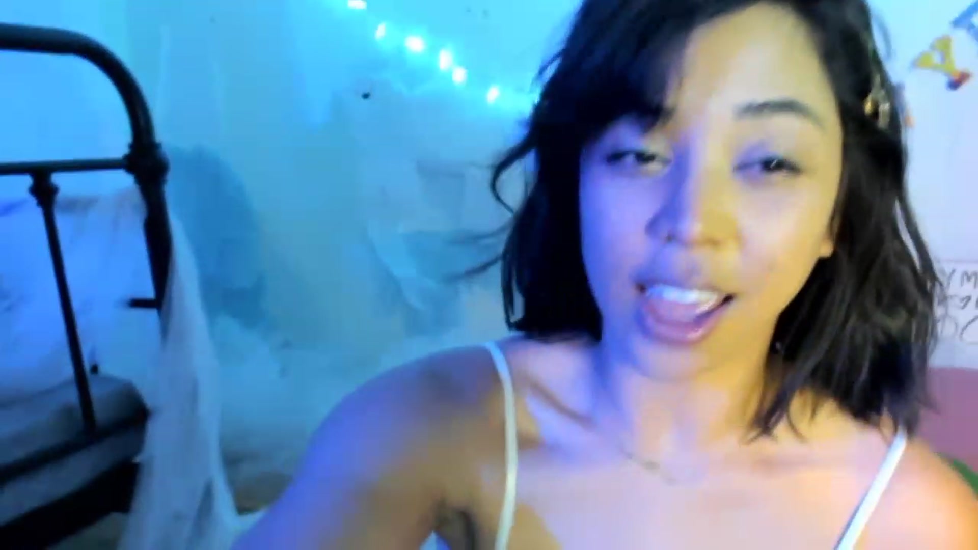 Gallery image thumbnail from Slut_Zilla's myfreecams stream on, 01/29/2023, 06:05 image 5 of 20