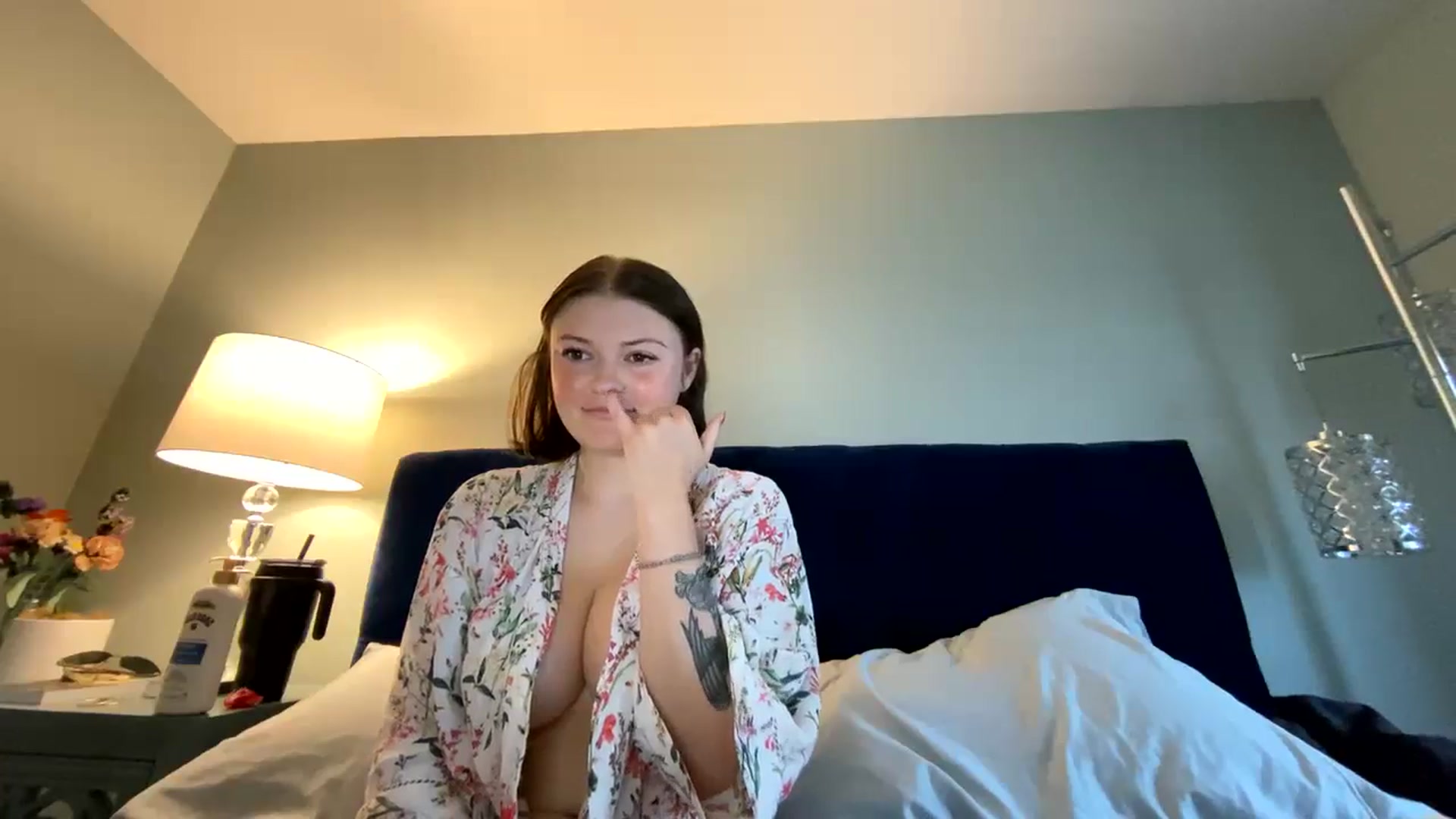 Gallery image thumbnail from SluttySpice_'s myfreecams stream on, 05/12/2024, 18:53 image 3 of 20