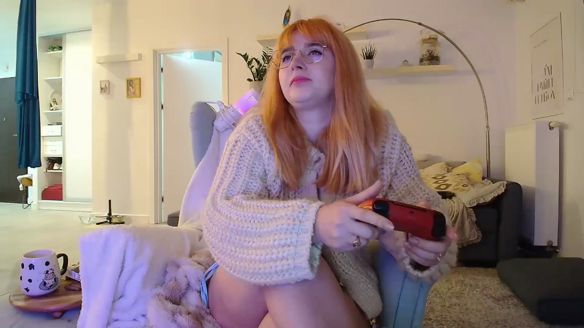 Gallery image thumbnail from Slutty_Kat's myfreecams stream on, 10/19/2025, 03:17 image 19 of 20