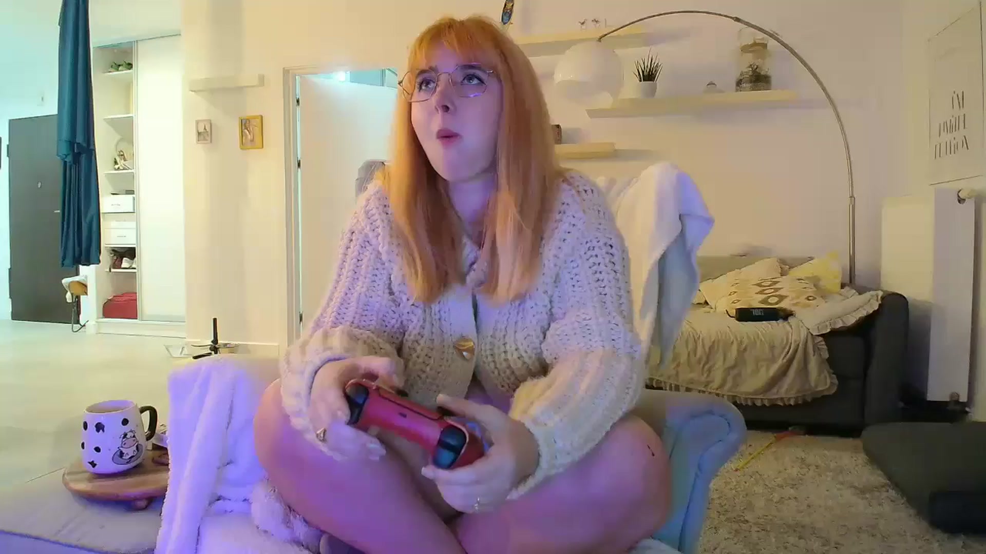 Gallery image thumbnail from Slutty_Kat's myfreecams stream on, 10/19/2025, 04:34 image 14 of 20
