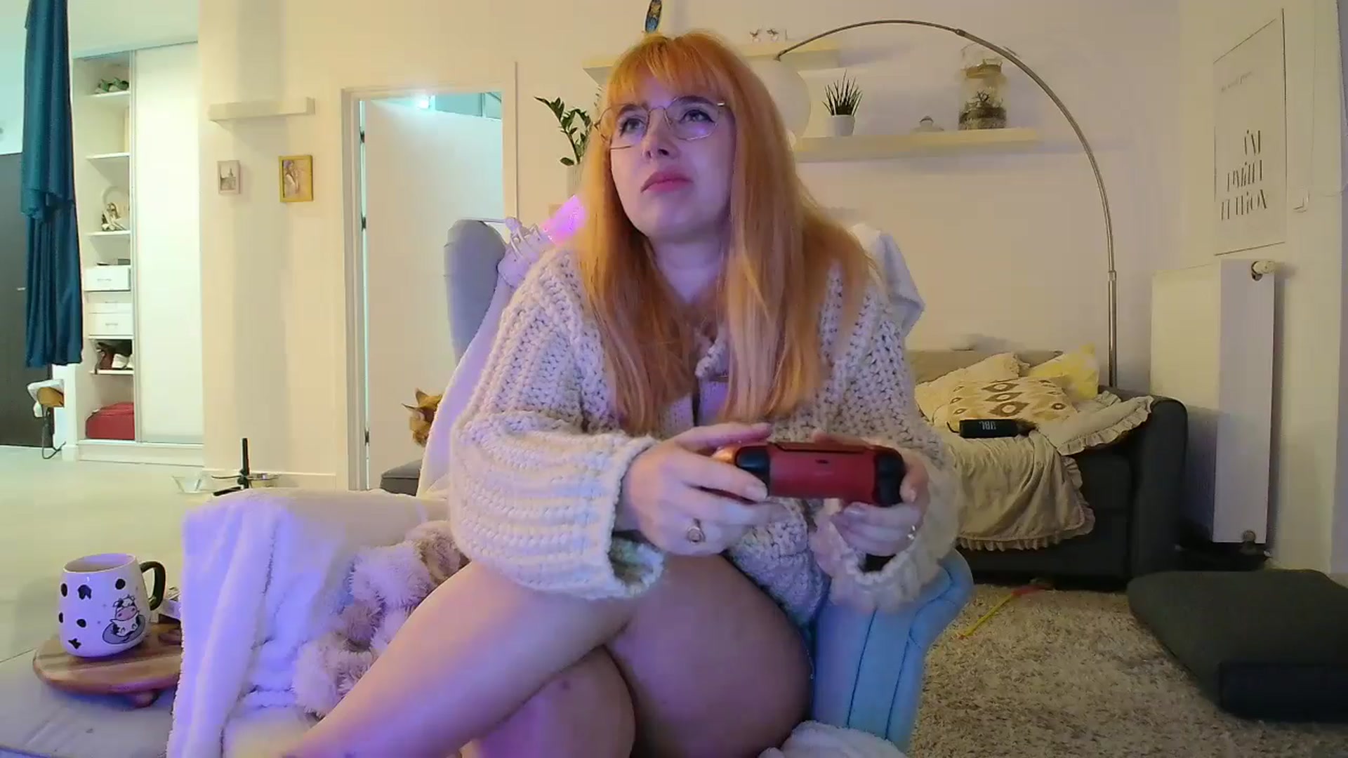 Gallery image thumbnail from Slutty_Kat's myfreecams stream on, 10/19/2025, 04:34 image 4 of 20