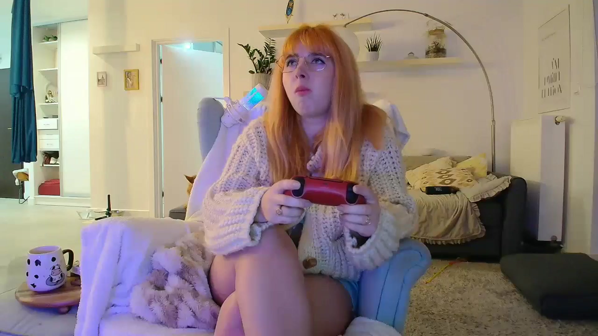 Gallery image thumbnail from Slutty_Kat's myfreecams stream on, 10/19/2025, 04:34 image 8 of 20