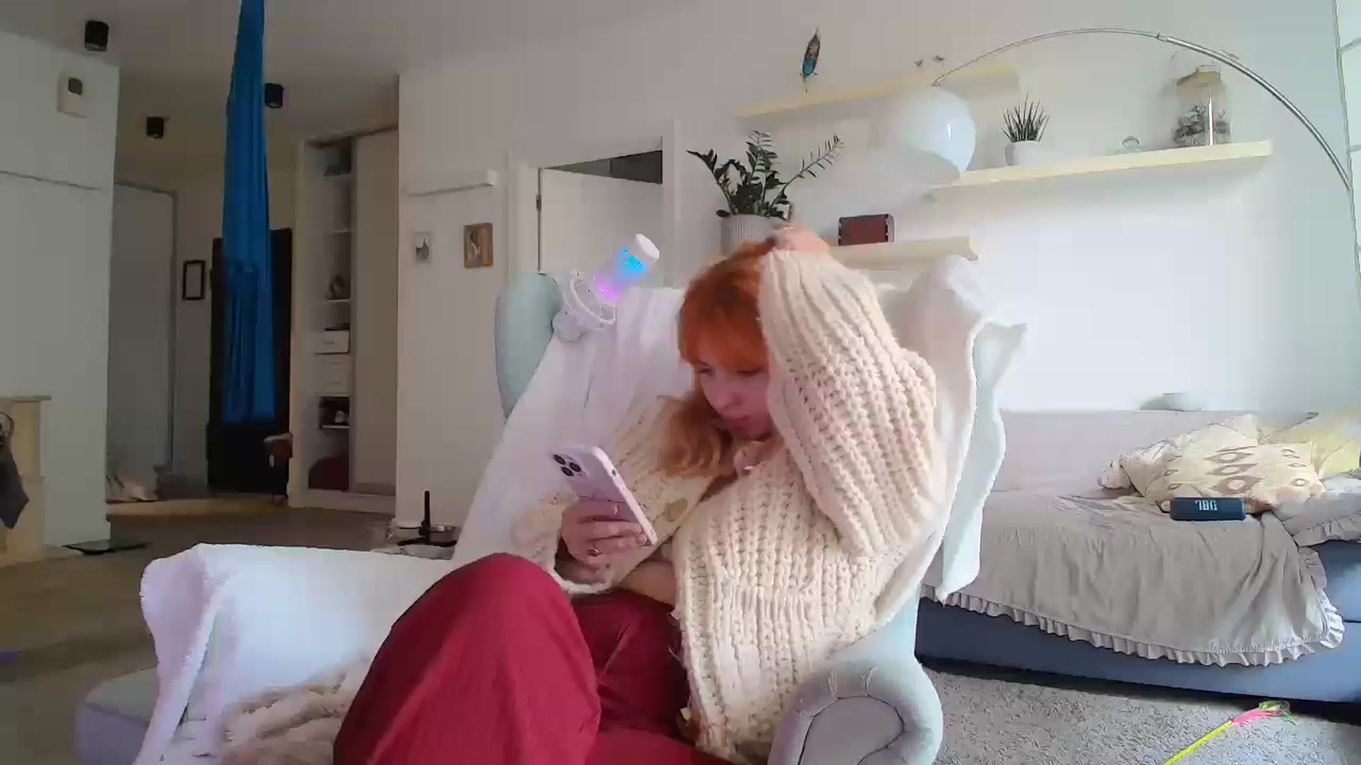 Gallery image thumbnail from Slutty_Kat's myfreecams stream on, 10/19/2025, 14:16 image 17 of 20