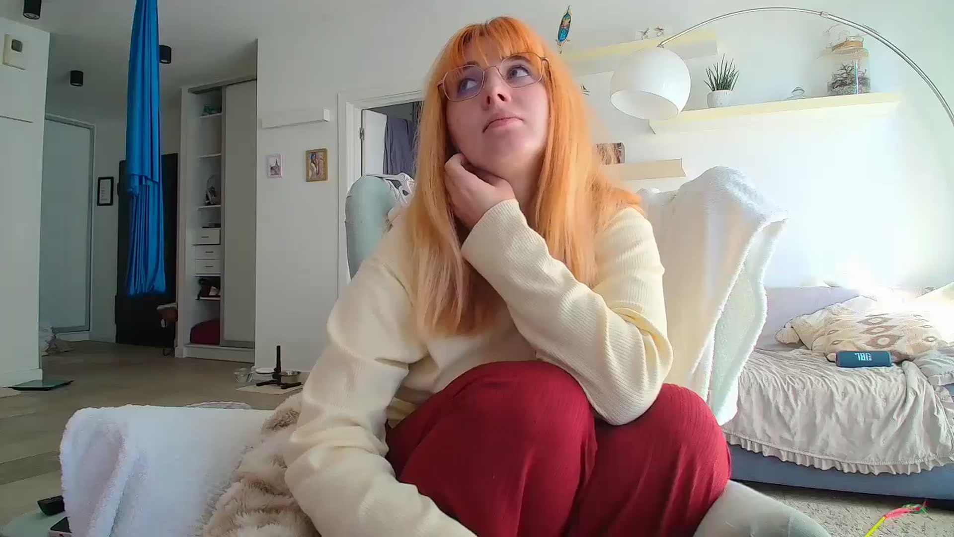 Gallery image thumbnail from Slutty_Kat's myfreecams stream on, 10/20/2025, 10:14 image 10 of 20