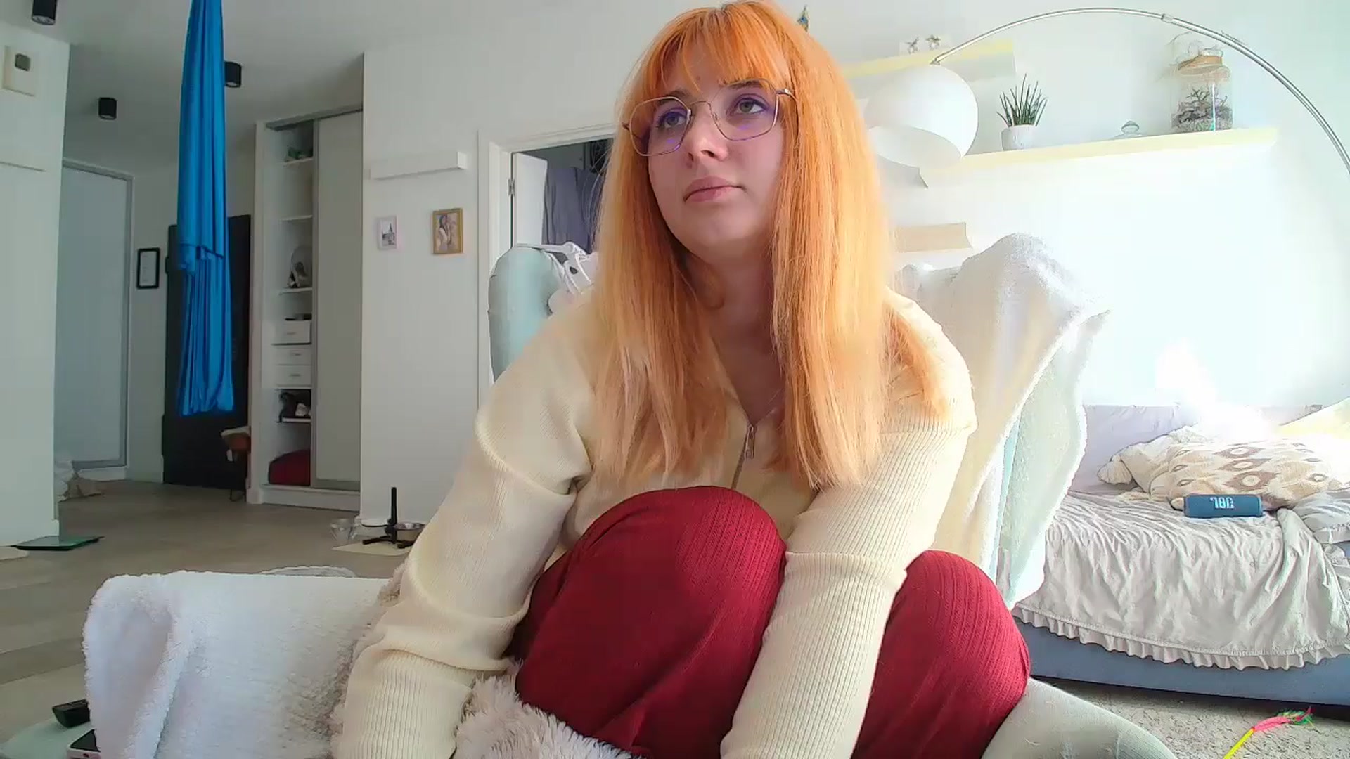 Gallery image thumbnail from Slutty_Kat's myfreecams stream on, 10/20/2025, 10:14 image 3 of 20
