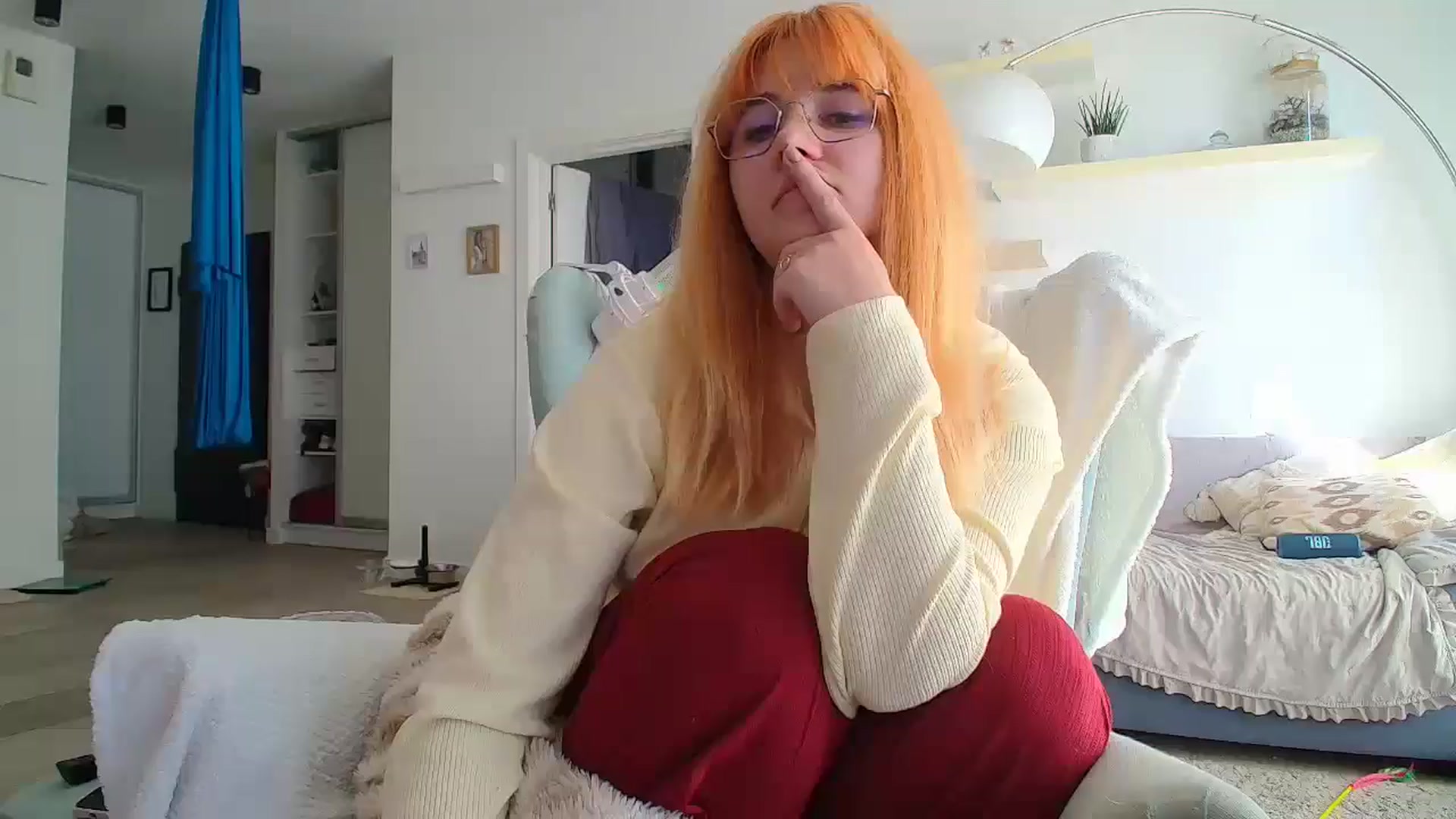 Gallery image thumbnail from Slutty_Kat's myfreecams stream on, 10/20/2025, 10:14 image 4 of 20