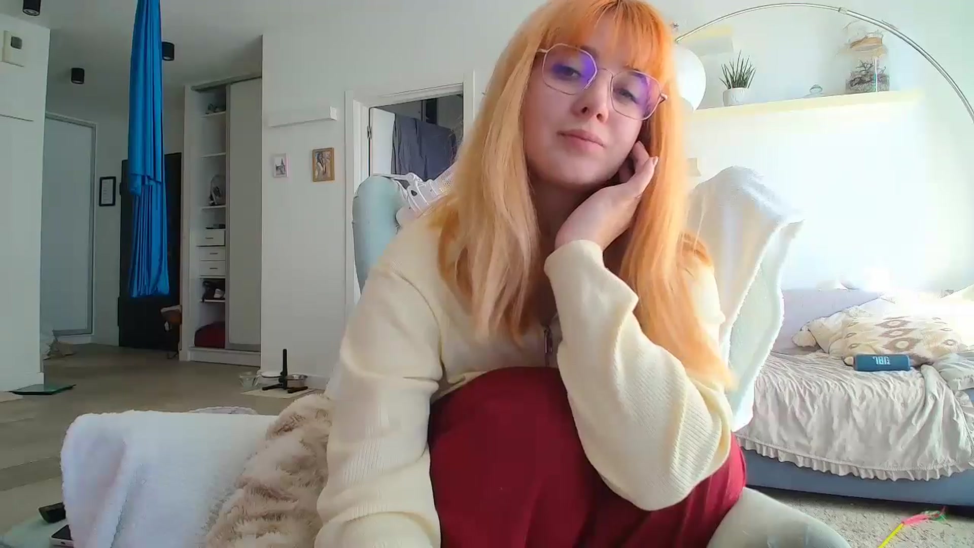 Gallery image thumbnail from Slutty_Kat's myfreecams stream on, 10/20/2025, 10:14 image 12 of 20