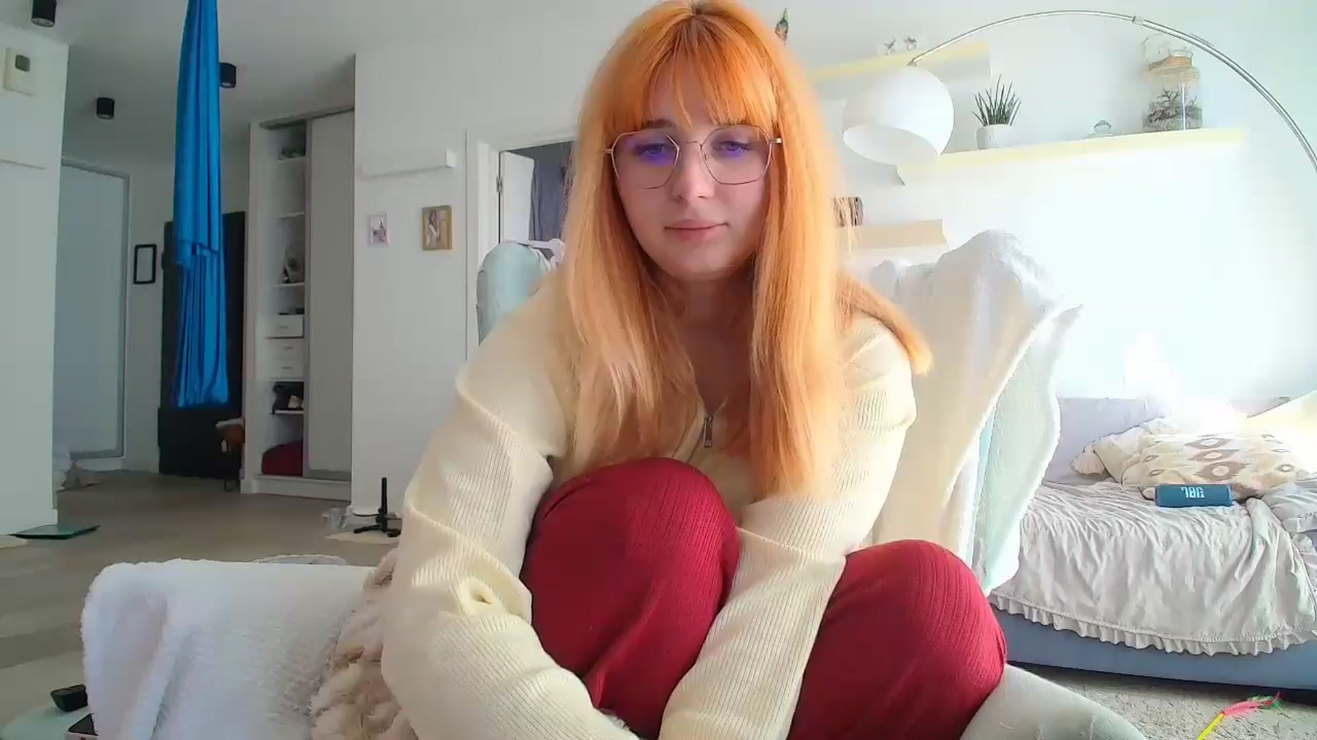 Gallery image thumbnail from Slutty_Kat's myfreecams stream on, 10/20/2025, 10:14 image 2 of 20