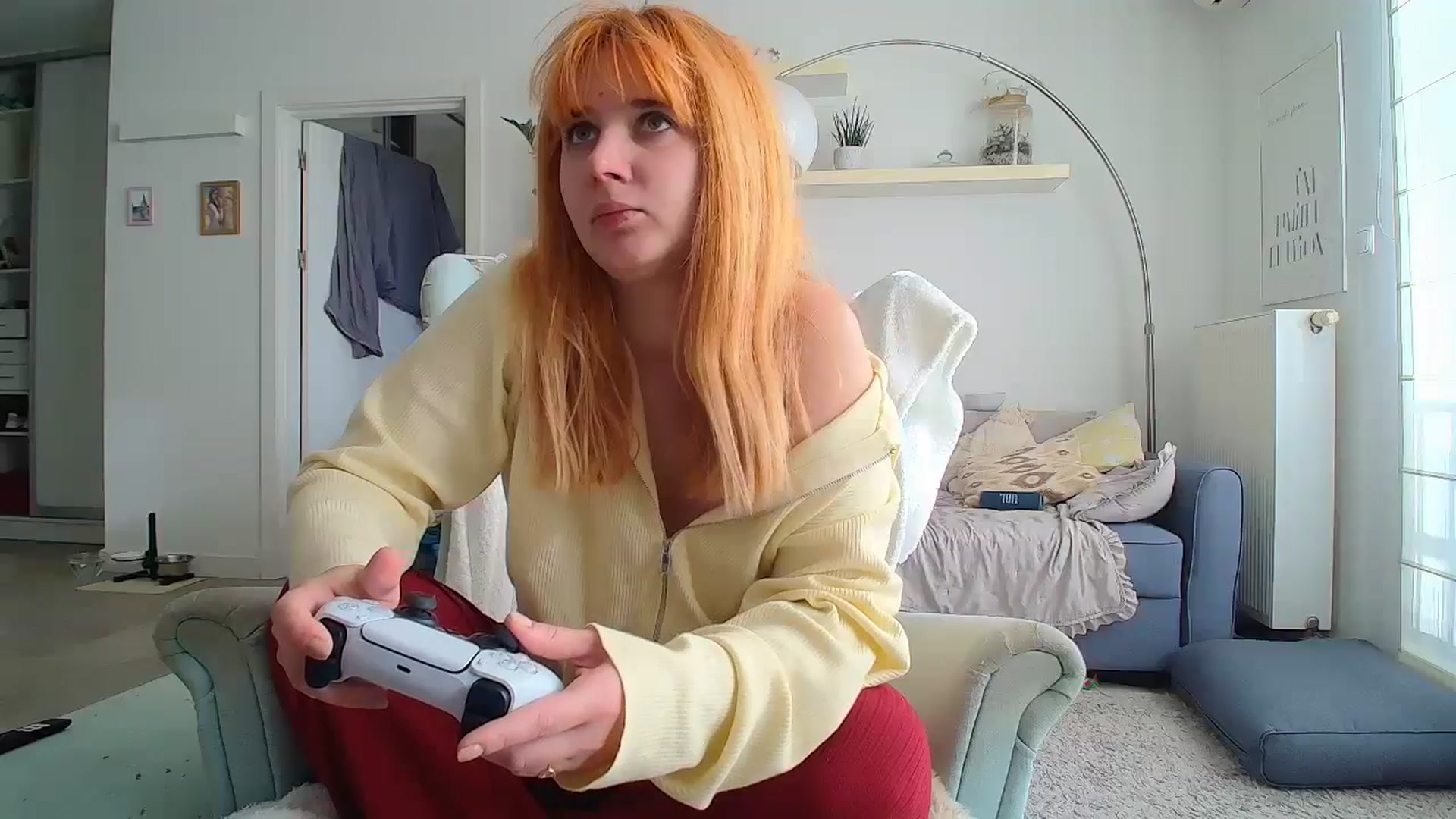 Gallery image thumbnail from Slutty_Kat's myfreecams stream on, 10/21/2025, 07:29 image 6 of 20