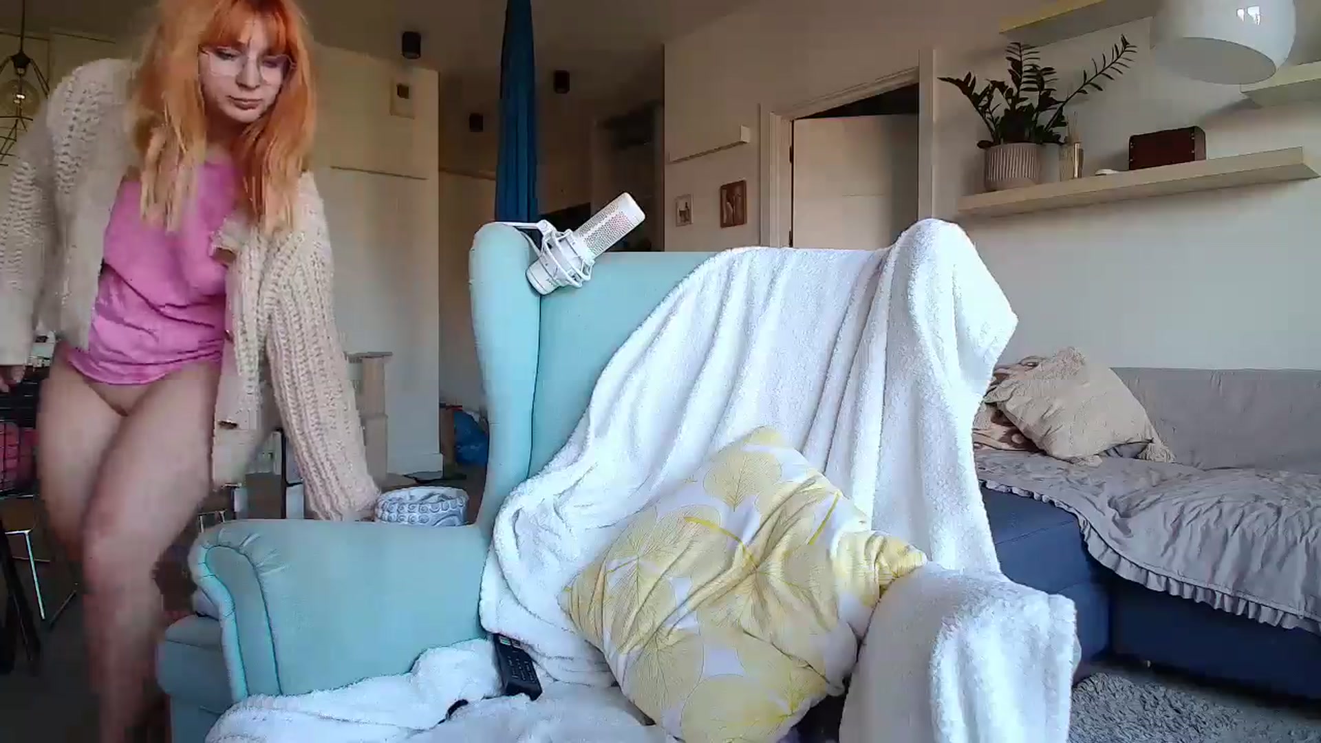 Gallery image thumbnail from Slutty_Kat's myfreecams stream on, 10/21/2025, 14:44 image 3 of 20