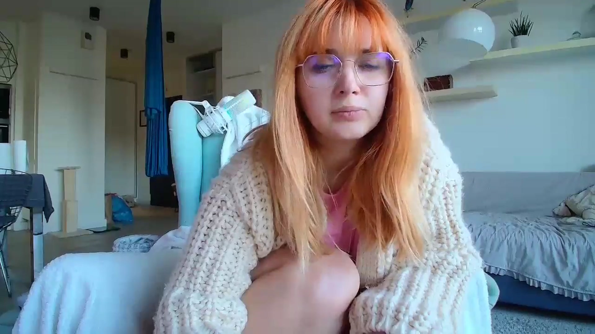 Gallery image thumbnail from Slutty_Kat's myfreecams stream on, 10/21/2025, 14:44 image 17 of 20