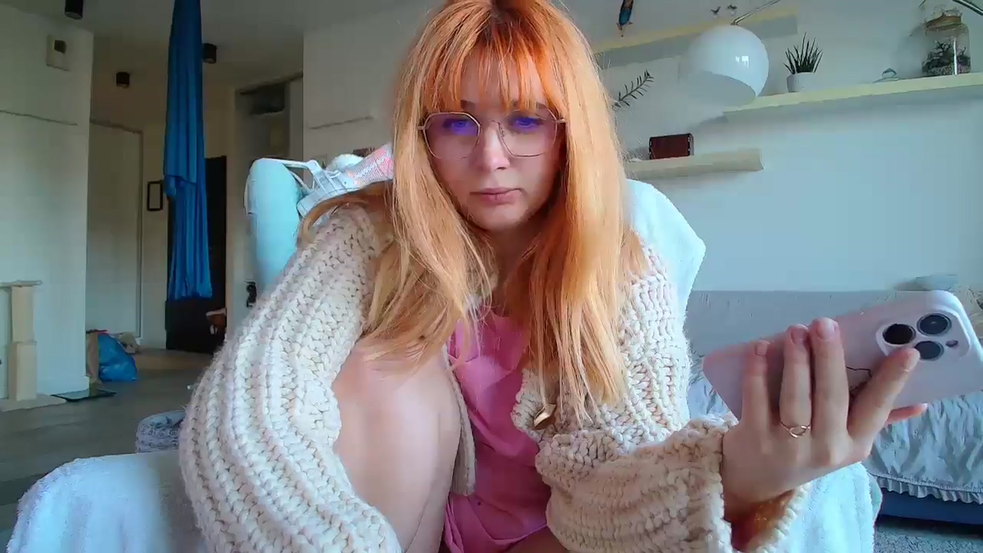 Gallery image thumbnail from Slutty_Kat's myfreecams stream on, 10/21/2025, 14:44 image 14 of 20