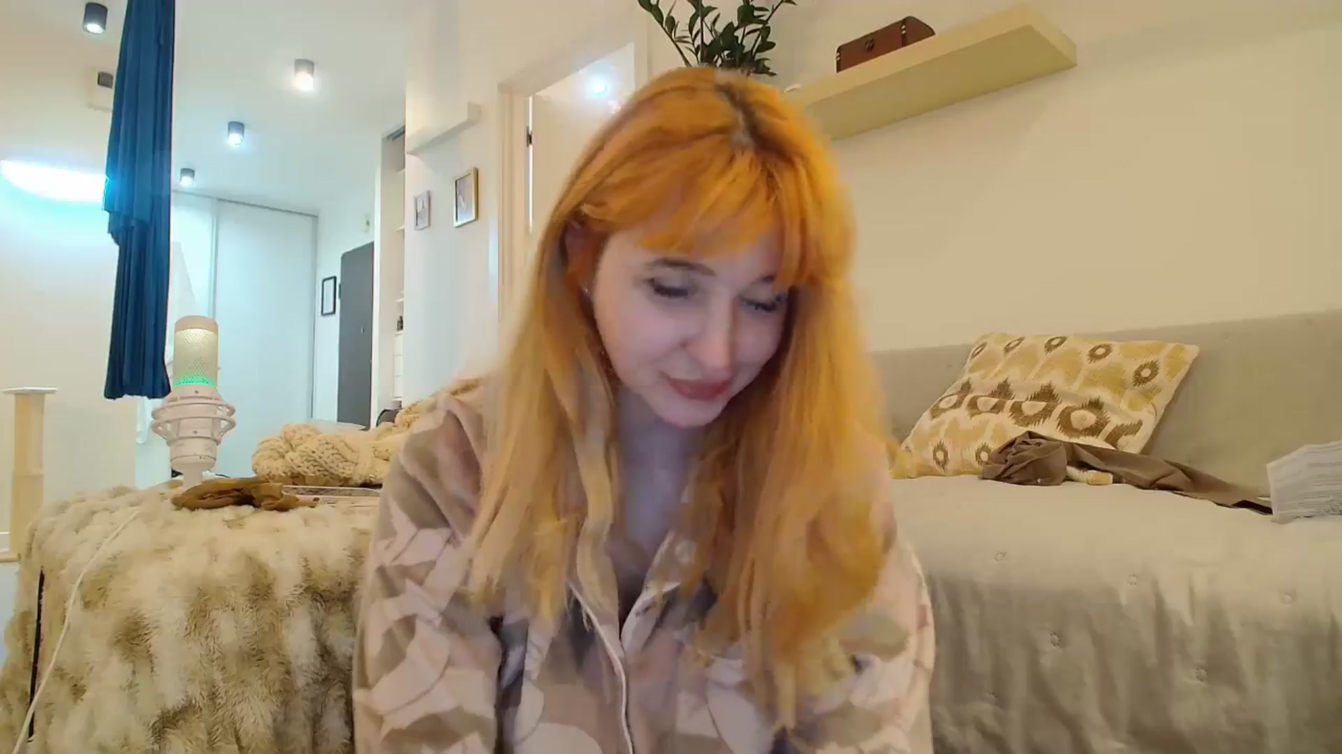 Gallery image thumbnail from Slutty_Kat's myfreecams stream on, 10/25/2025, 16:55 image 20 of 20