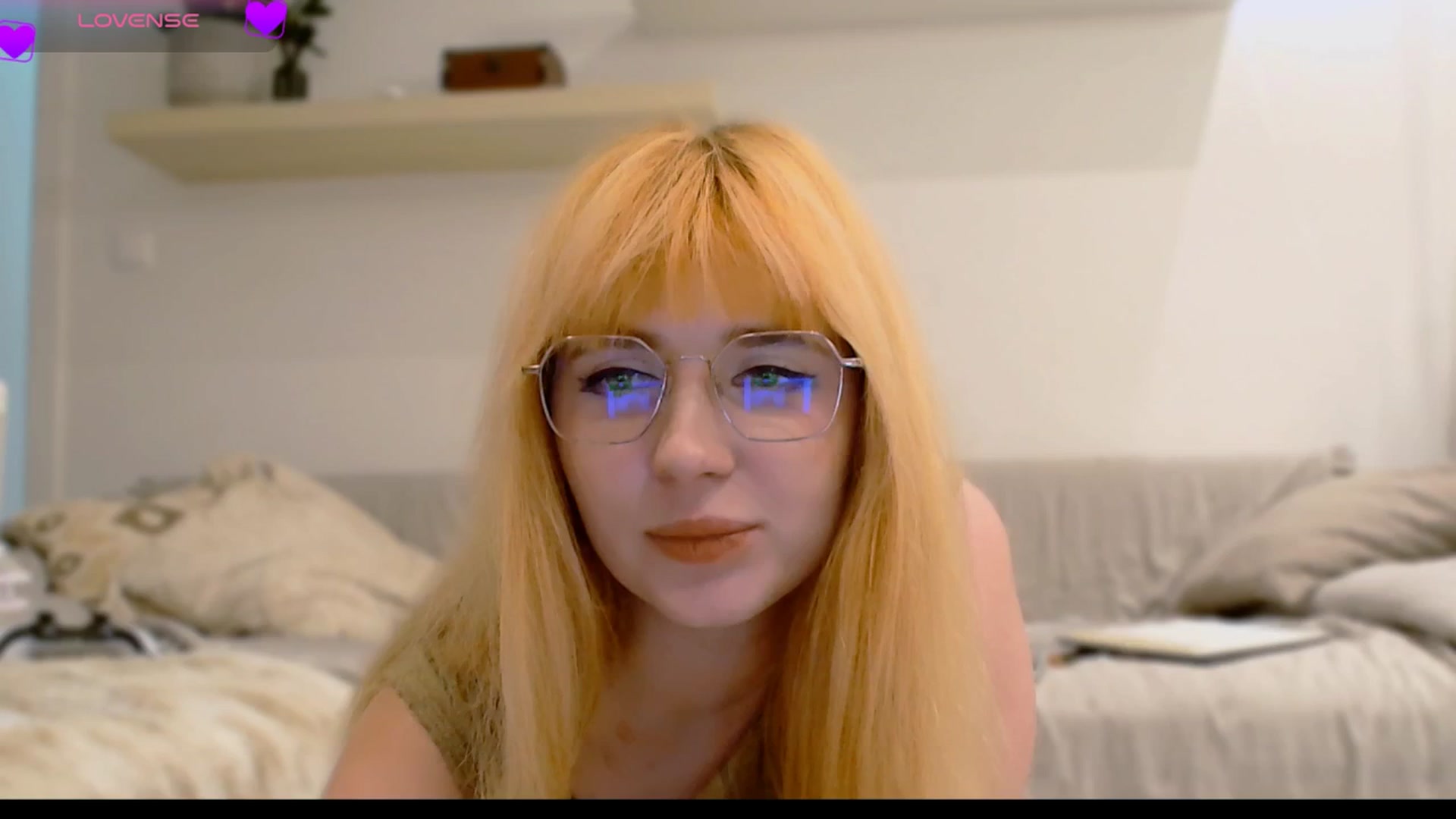 Gallery image thumbnail from Slutty_Kat's myfreecams stream on, 10/26/2025, 20:22 image 12 of 20