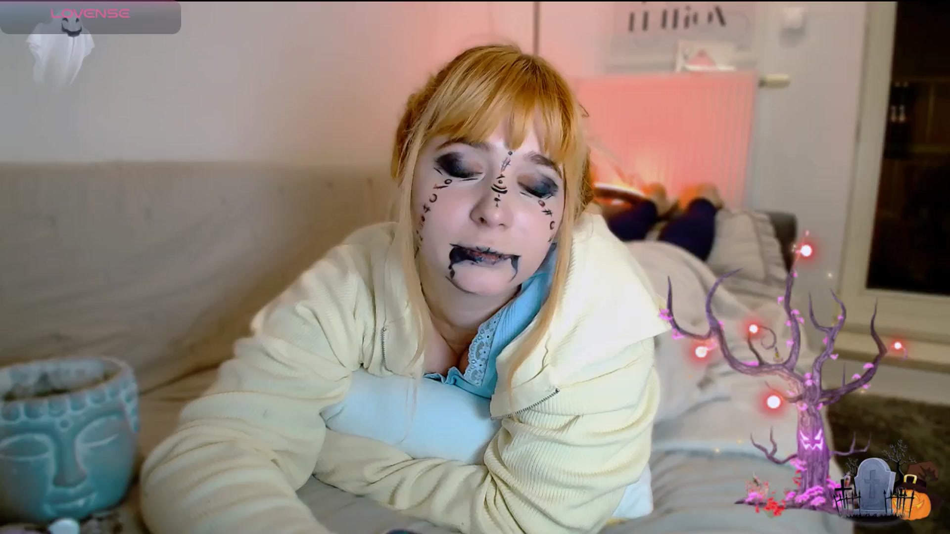 Gallery image thumbnail from Slutty_Kat's myfreecams stream on, 10/28/2025, 22:10 image 2 of 20