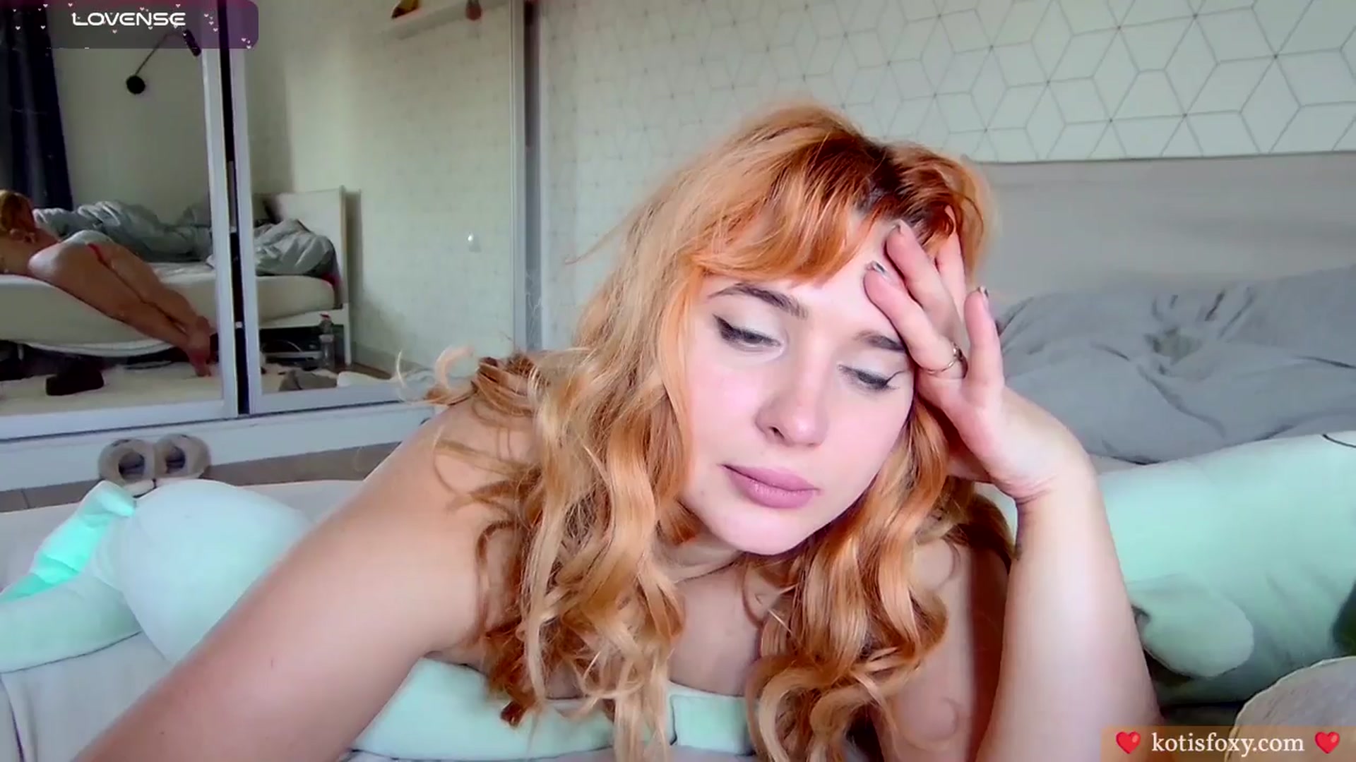 Gallery image thumbnail from Slutty_Kat's myfreecams stream on, 11/06/2025, 11:59 image 17 of 20