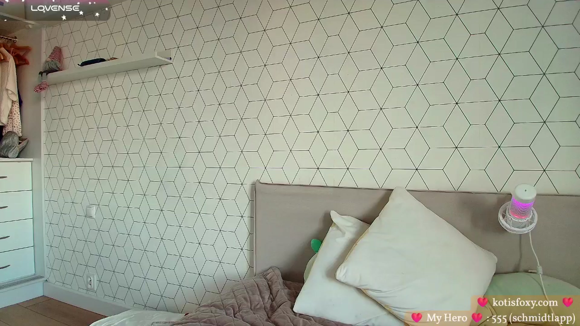 Gallery image thumbnail from Slutty_Kat's myfreecams stream on, 11/28/2025, 15:58 image 1 of 20