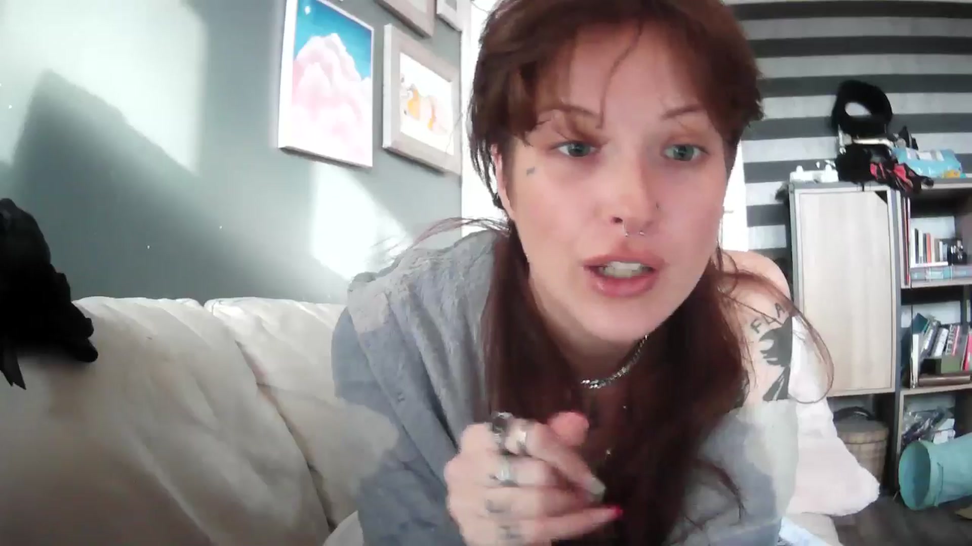 Gallery image thumbnail from SmallSaint's myfreecams stream on, 01/10/2026, 12:53 image 20 of 20