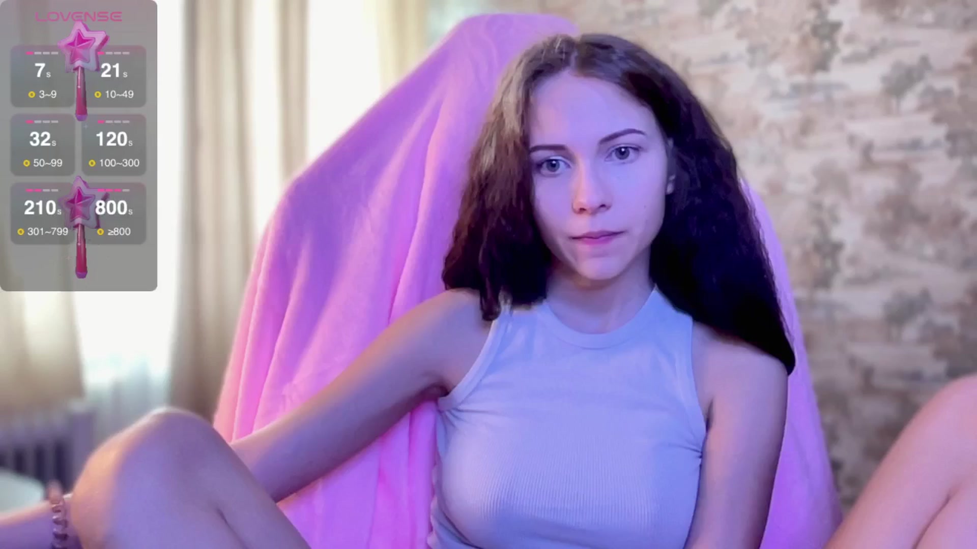 Gallery image thumbnail from Small_Emma0's myfreecams stream on, 04/19/2024, 11:41 image 11 of 20