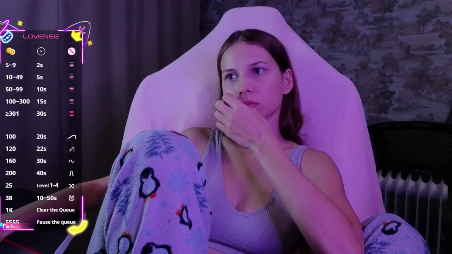 Gallery image thumbnail from Small_Emma0's myfreecams stream on, 11/27/2025, 18:33 image 16 of 20