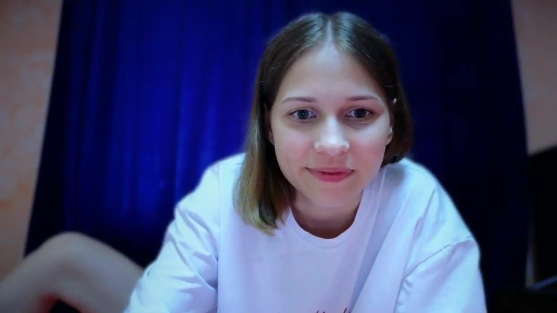 Gallery image thumbnail from Small_Emma0's myfreecams stream on, 07/31/2026, 11:58 image 18 of 20