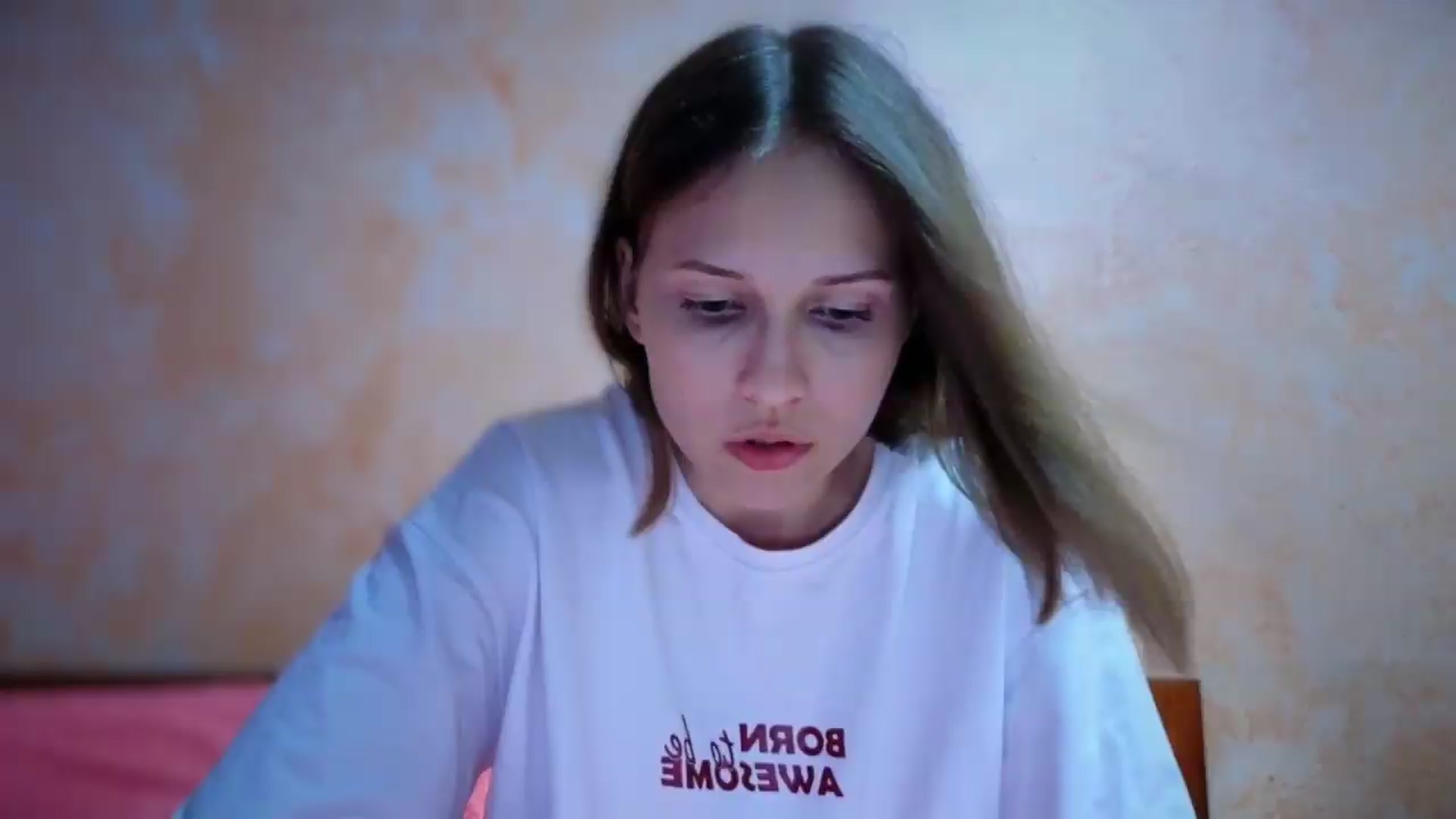 Gallery image thumbnail from Small_Emma0's myfreecams stream on, 08/04/2026, 10:45 image 2 of 20