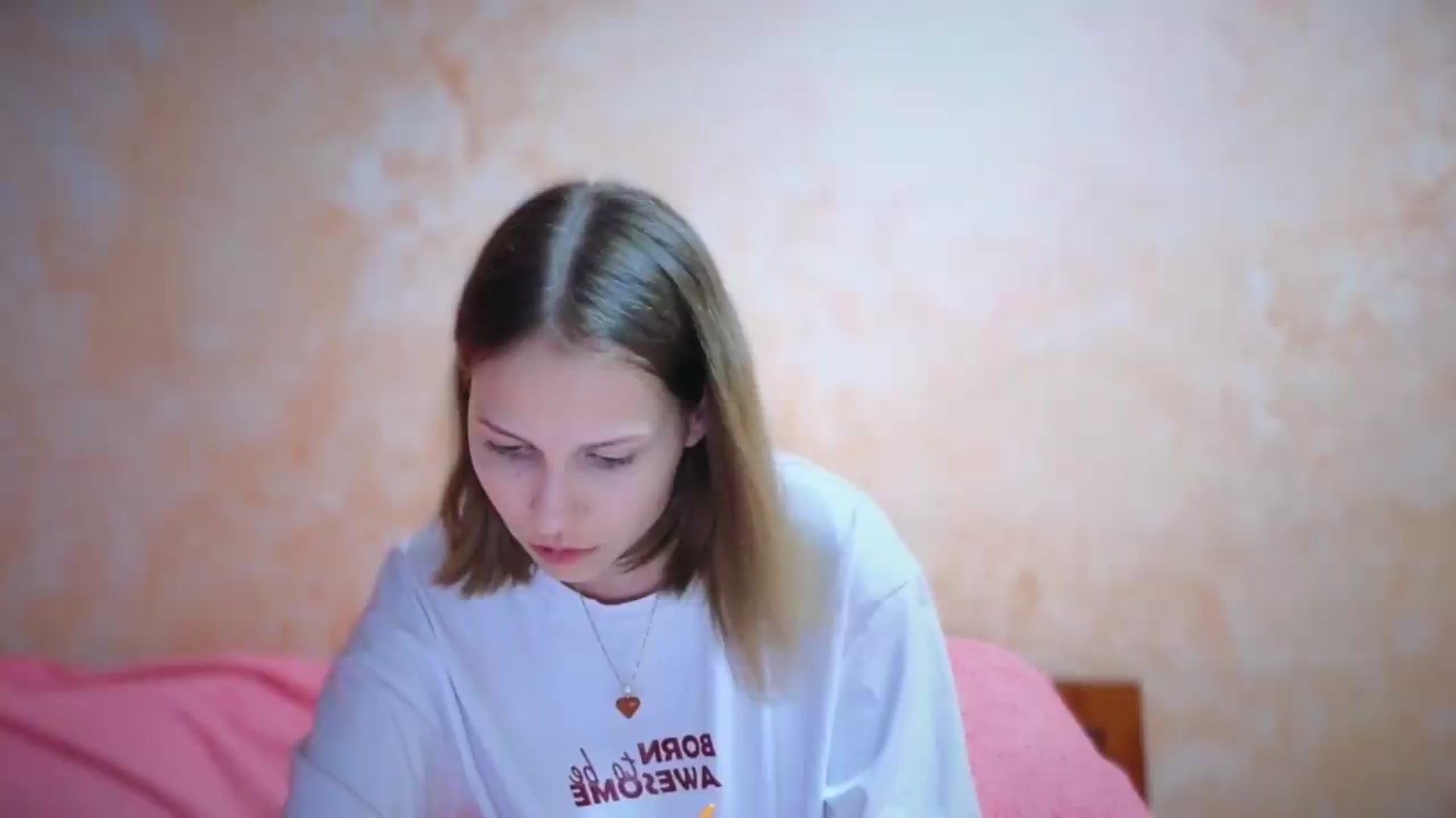 Gallery image thumbnail from Small_Emma0's myfreecams stream on, 08/08/2026, 11:55 image 1 of 20