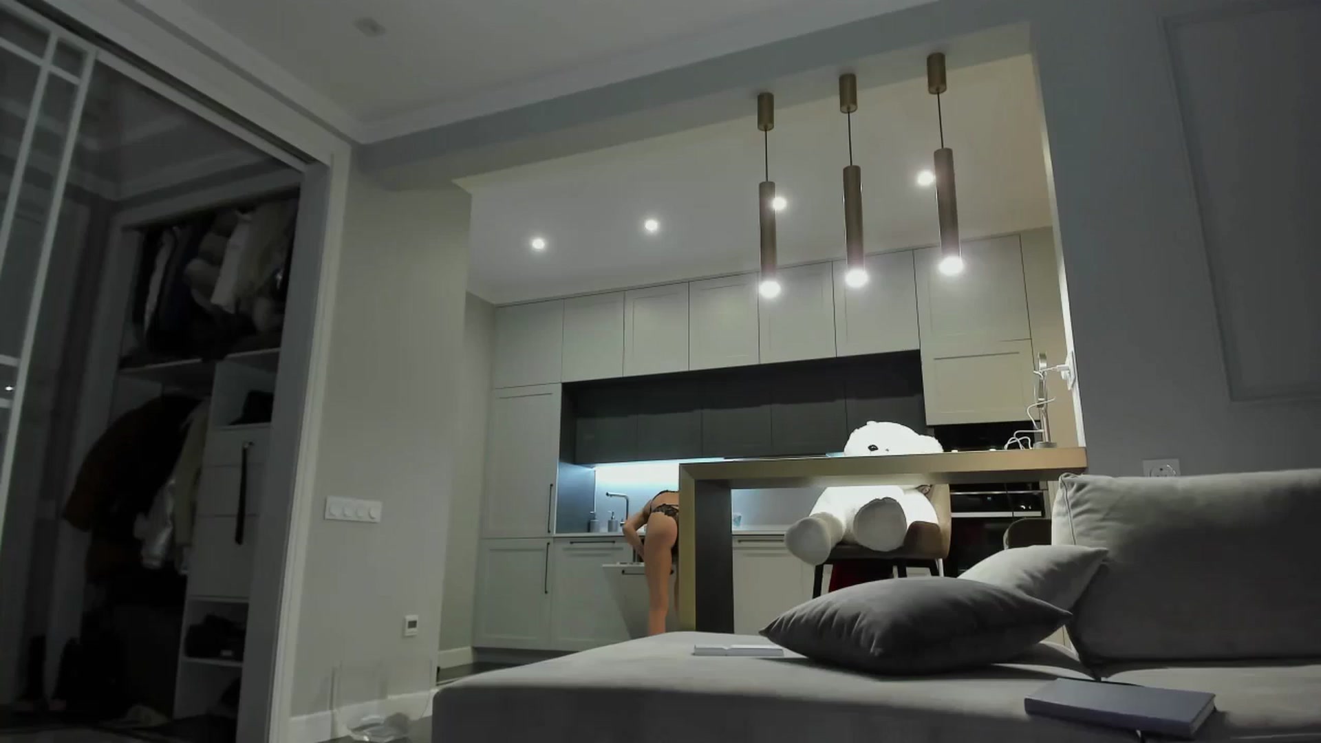 Gallery image thumbnail from Smart_Cat's myfreecams stream on, 12/04/2023, 01:30 image 4 of 20