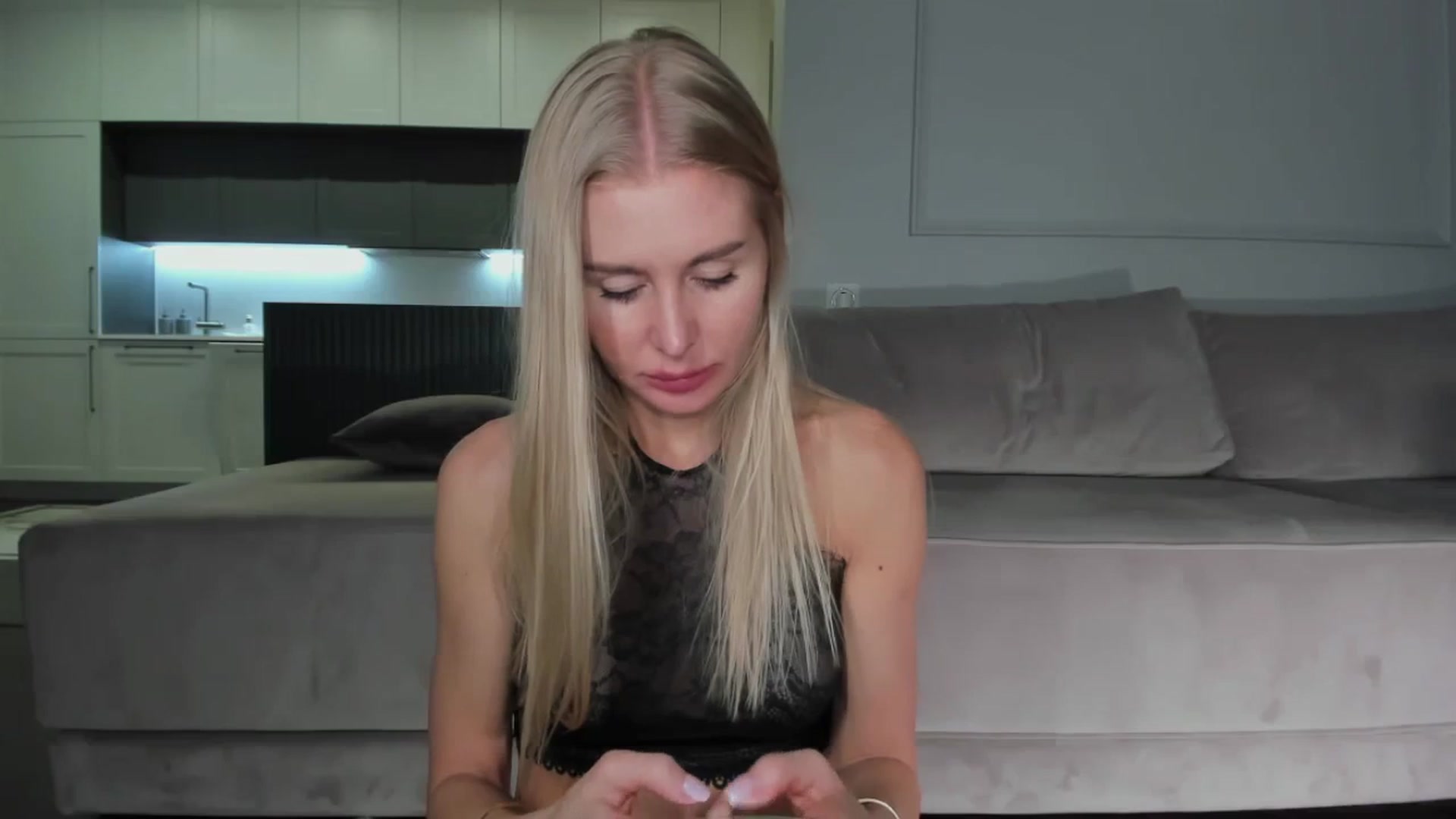 Gallery image thumbnail from Smart_Cat's myfreecams stream on, 03/31/2024, 24:37 image 4 of 20