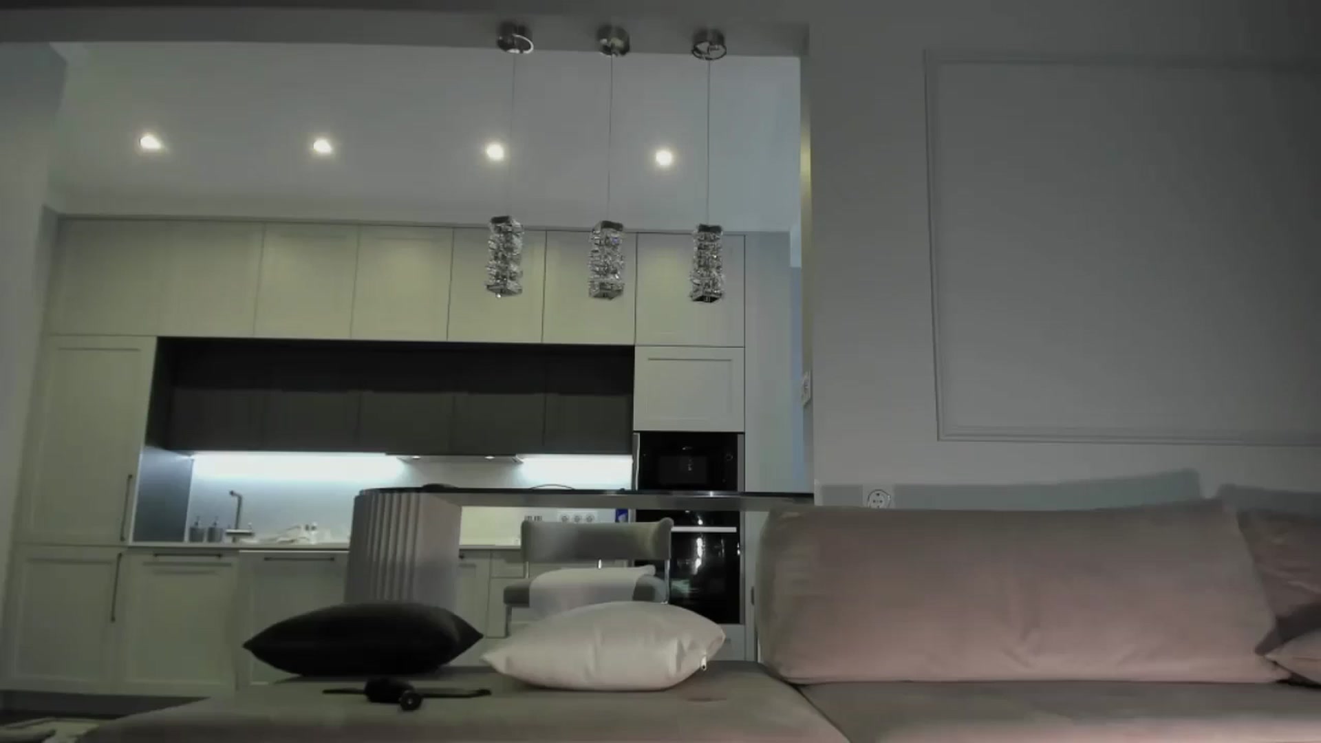 Gallery image thumbnail from Smart_Cat's myfreecams stream on, 07/26/2024, 02:41 image 16 of 20