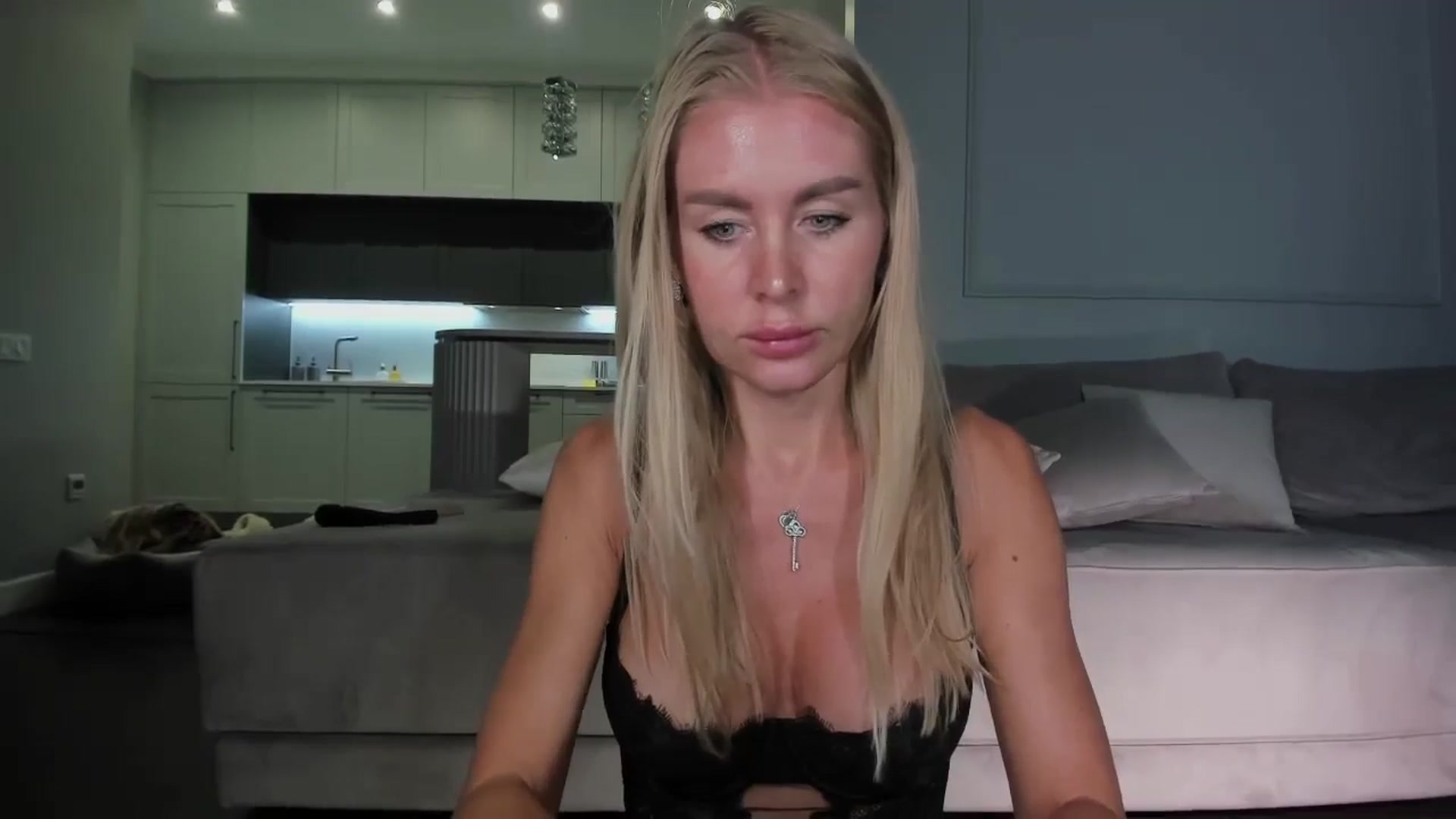 Gallery image thumbnail from Smart_Cat's myfreecams stream on, 08/24/2024, 24:39 image 7 of 20
