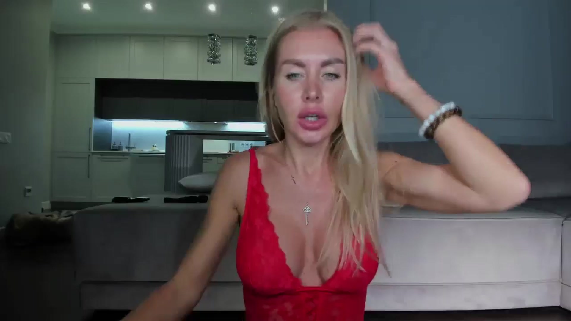 Gallery image thumbnail from Smart_Cat's myfreecams stream on, 08/27/2024, 01:42 image 6 of 20
