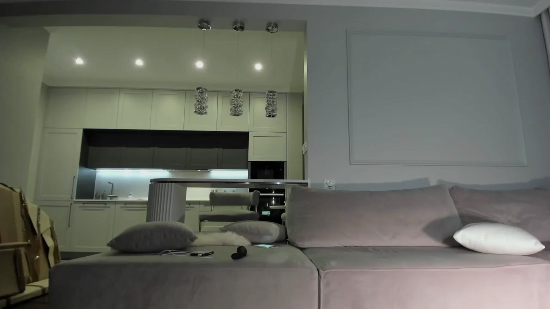Gallery image thumbnail from Smart_Cat's myfreecams stream on, 10/19/2024, 02:56 image 2 of 20