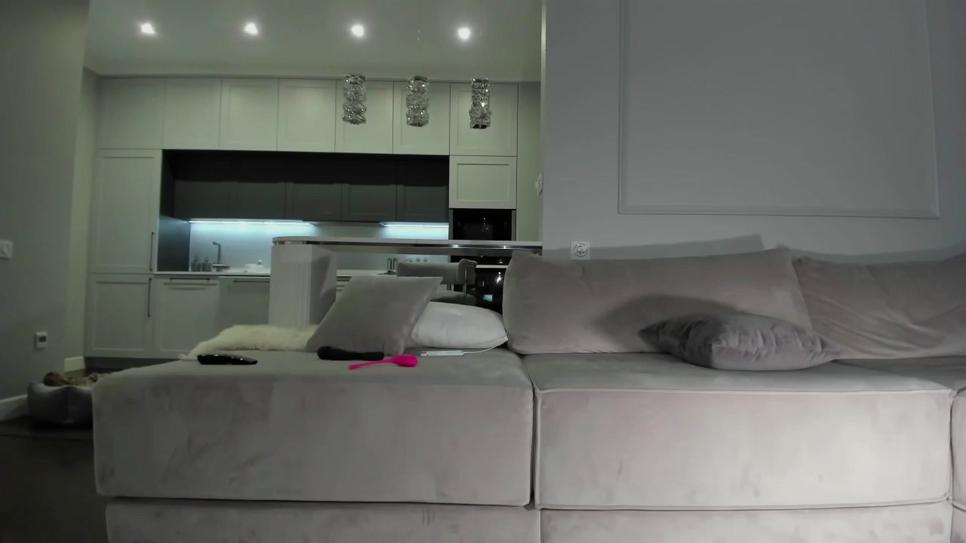 Gallery image thumbnail from Smart_Cat's myfreecams stream on, 10/22/2024, 03:29 image 1 of 20
