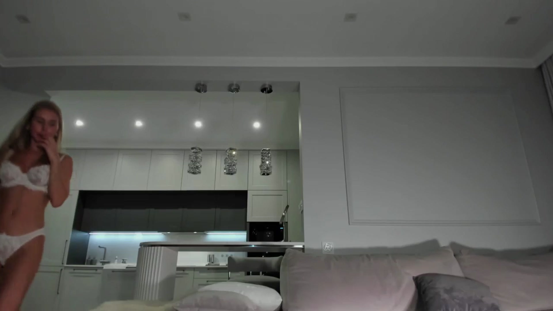 Gallery image thumbnail from Smart_Cat's myfreecams stream on, 10/30/2024, 24:55 image 15 of 20