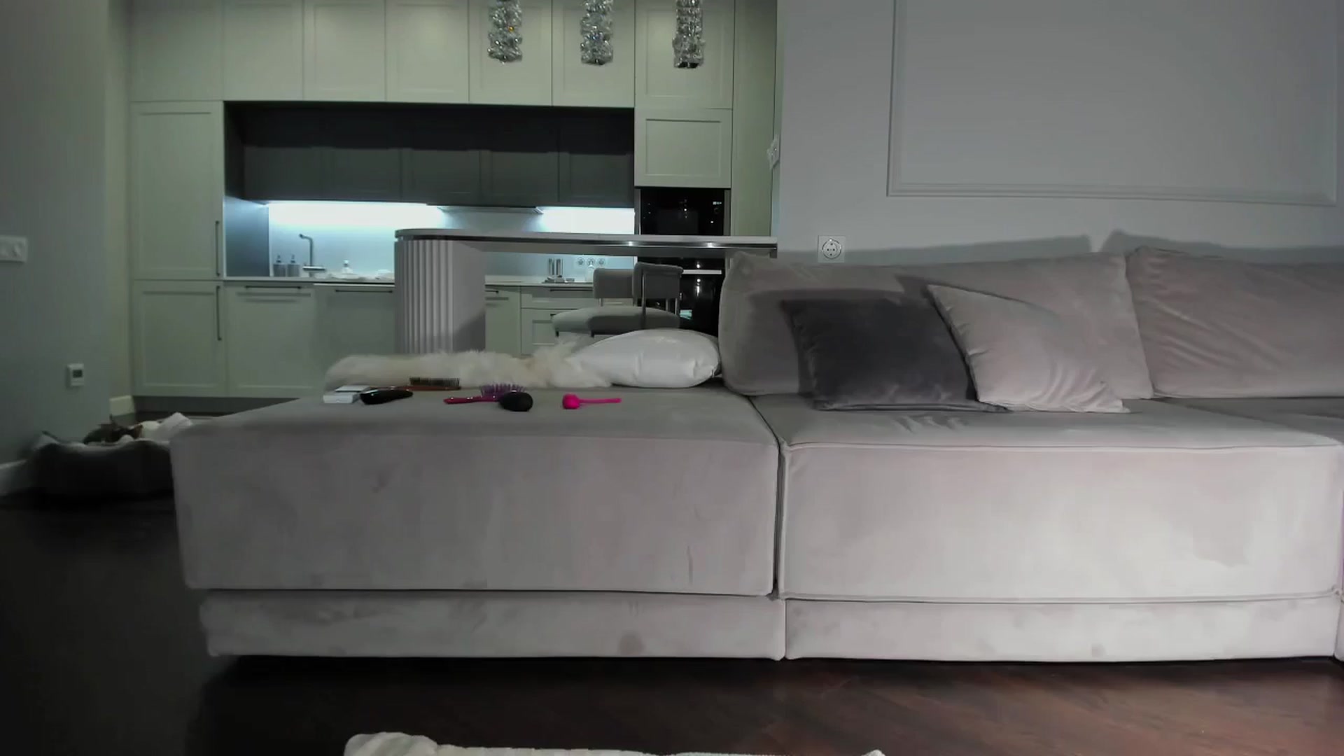 Gallery image thumbnail from Smart_Cat's myfreecams stream on, 11/08/2024, 02:33 image 8 of 20